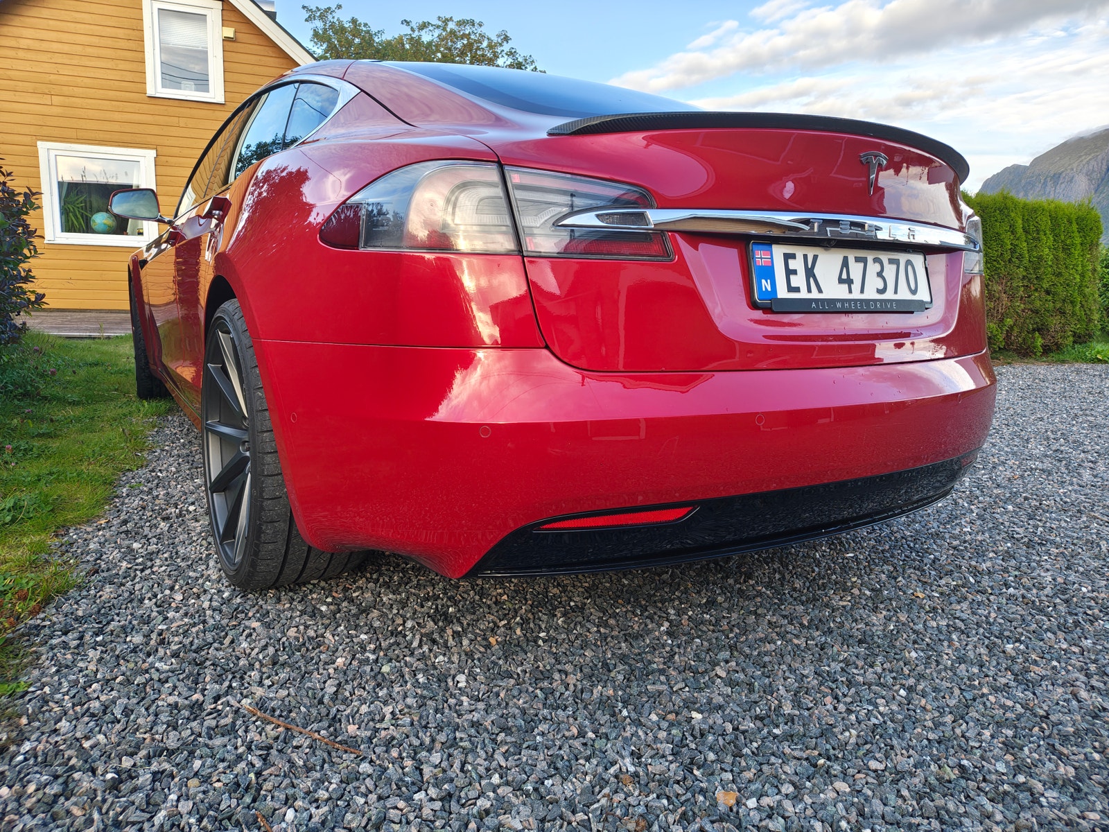 Tesla Model S 75D, 525ps, 2017