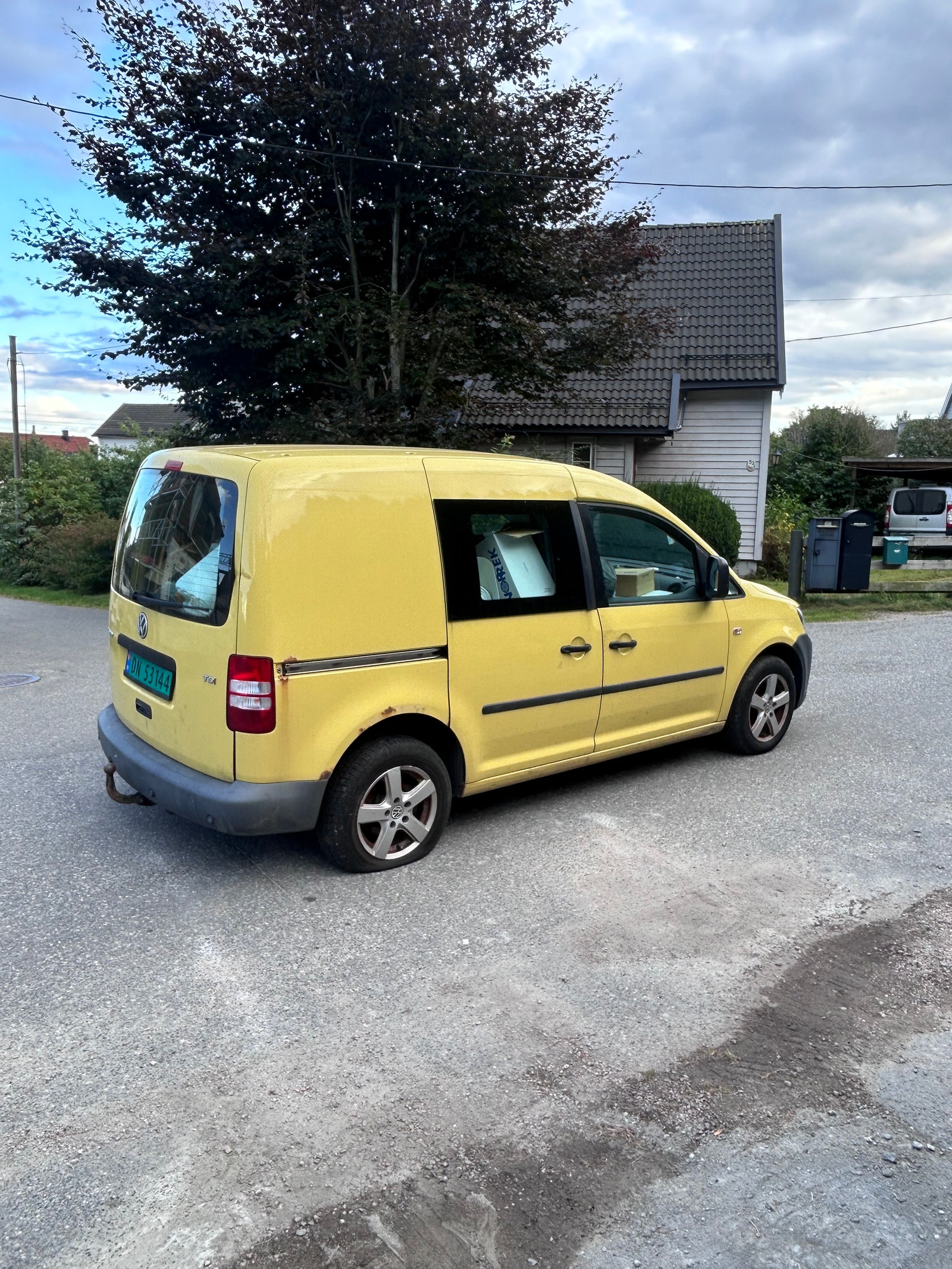 Volkswagen Caddy Panel Van 1.6 TDI DPF DSG Sequential, 102hp, 2011