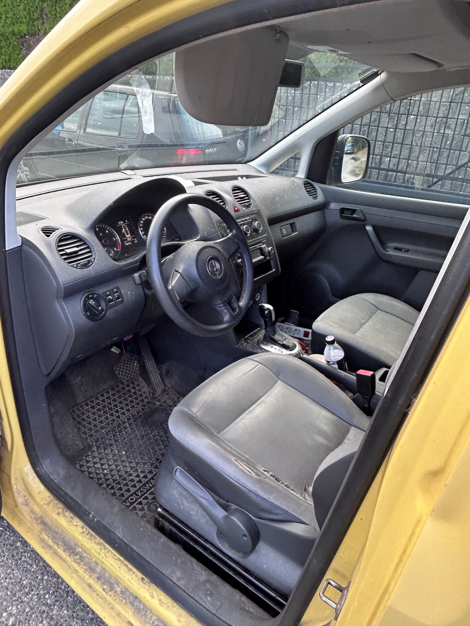 Volkswagen Caddy Panel Van 1.6 TDI DPF DSG Sequential, 102hp, 2011
