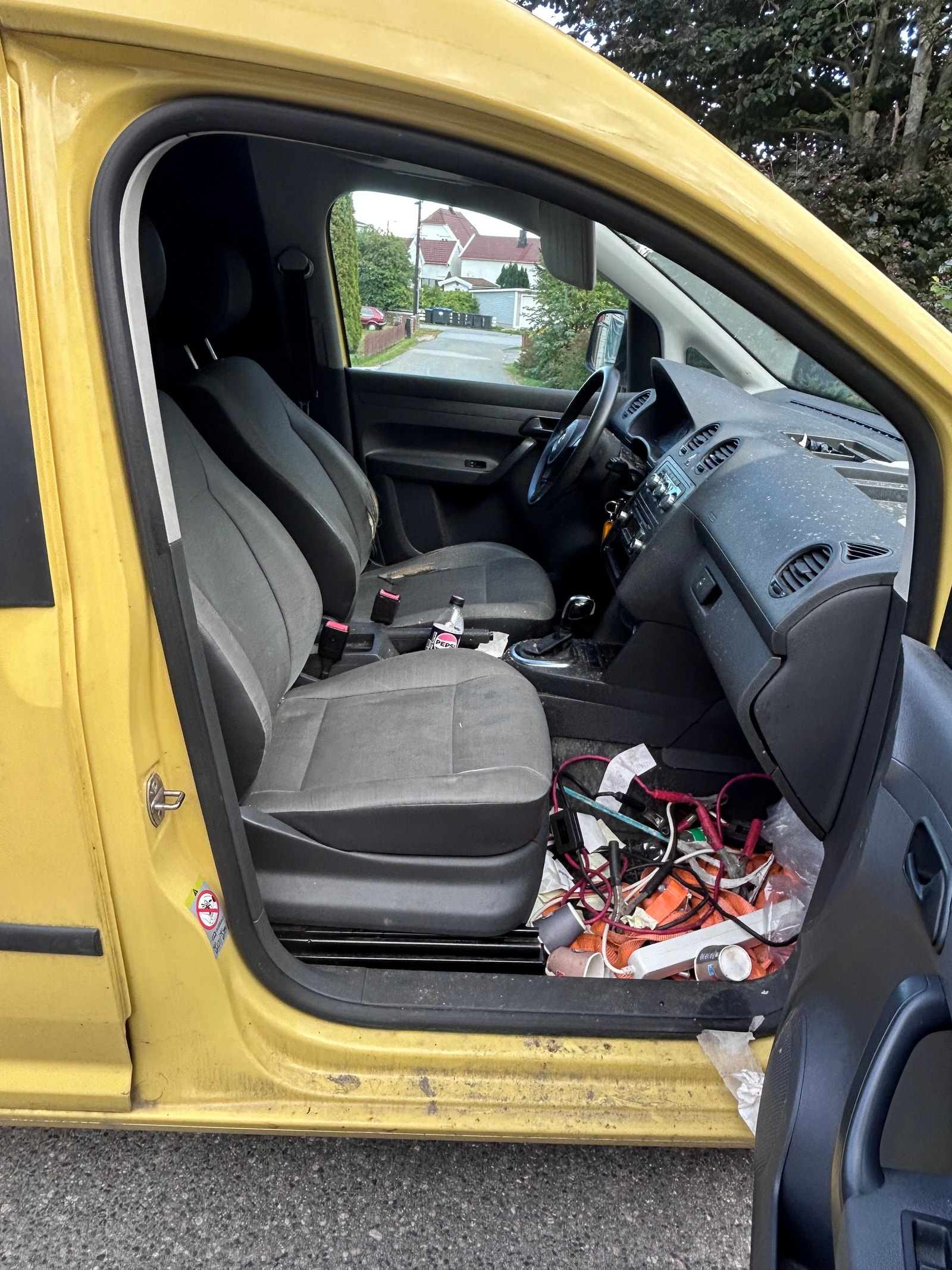 Volkswagen Caddy Panel Van 1.6 TDI DPF DSG Sequential, 102hp, 2011