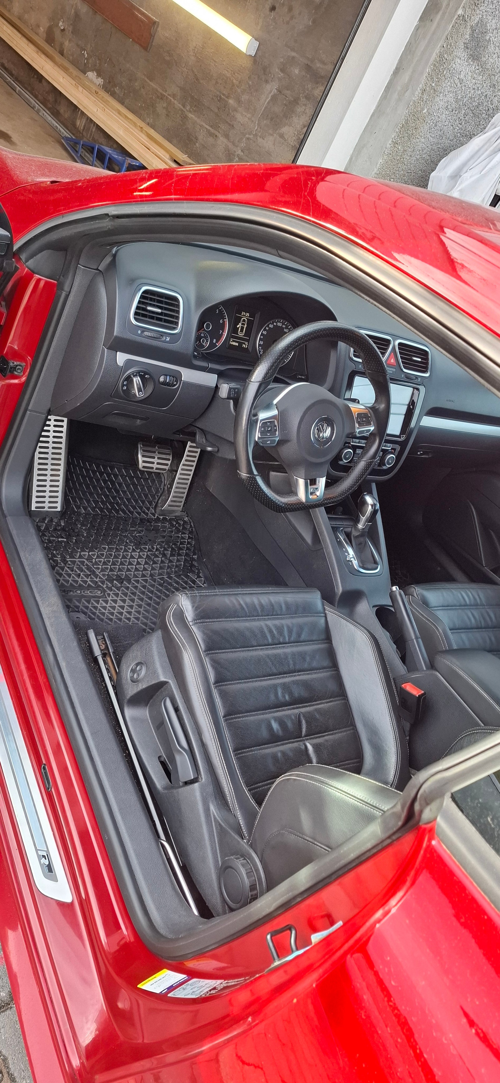 Volkswagen Scirocco 1.4 TSI DSG Sequential, 160hp, 2011