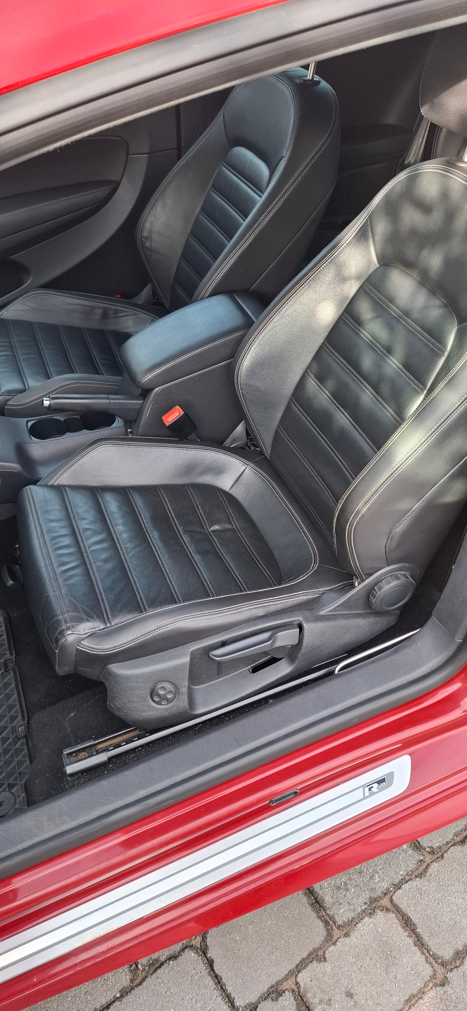 Volkswagen Scirocco 1.4 TSI DSG Sequential, 160hp, 2011