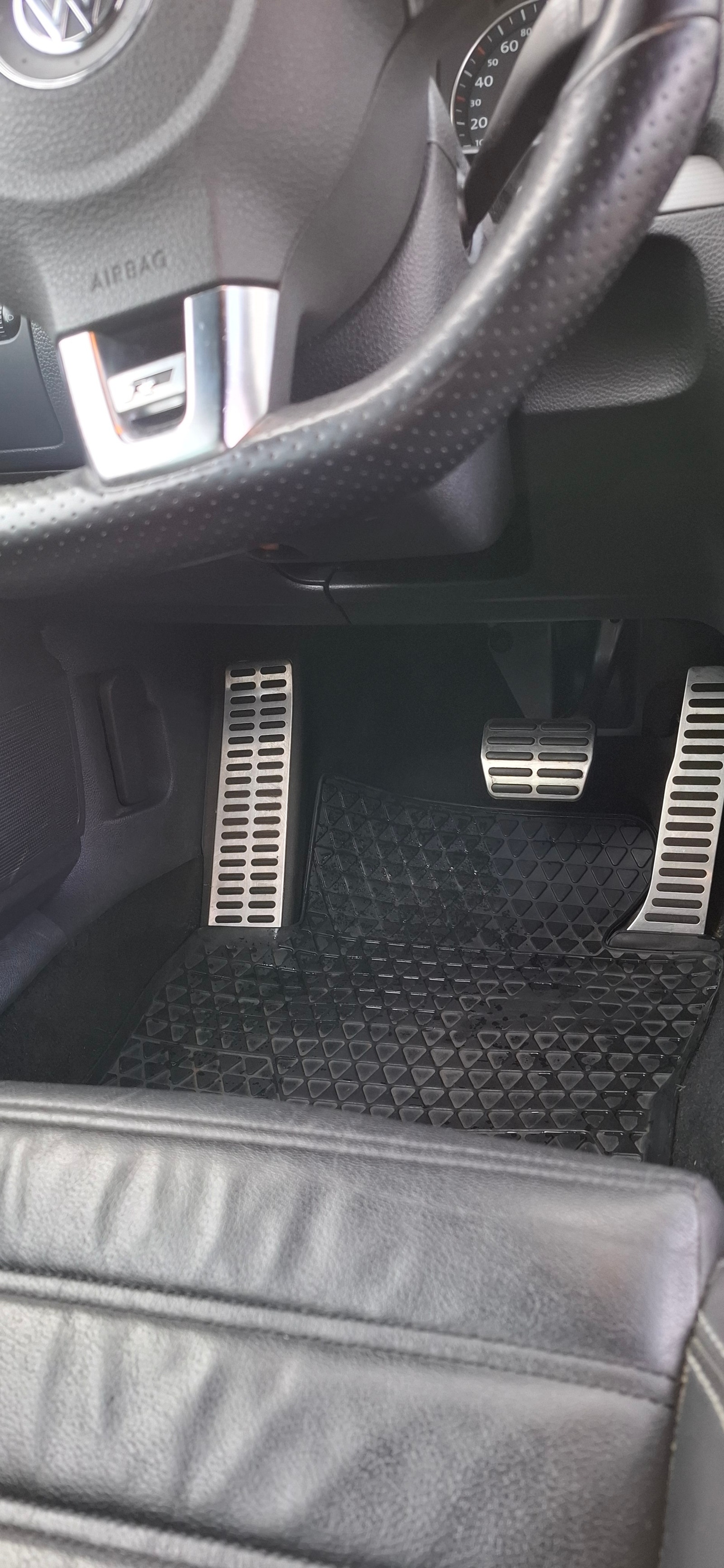 Volkswagen Scirocco 1.4 TSI DSG Sequential, 160hp, 2011