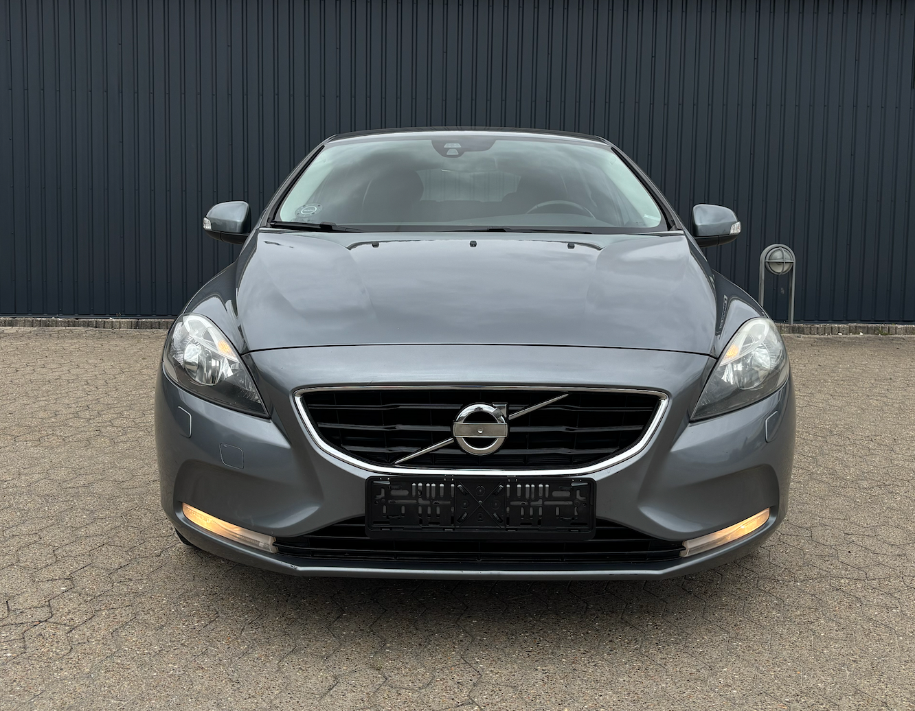 Volvo V40 D2 Manual, 6-trins, 115ps, 2015
