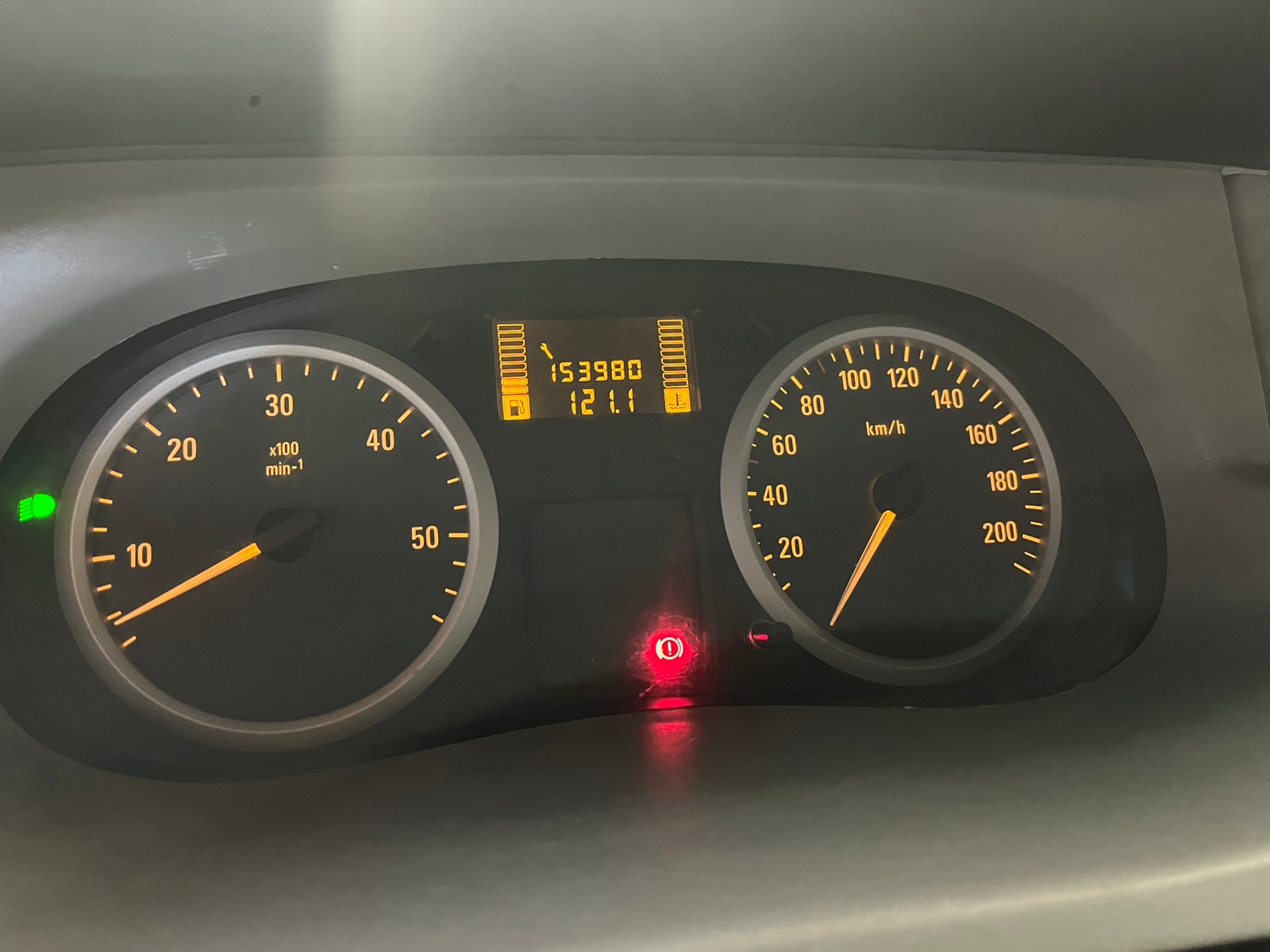 Opel Vivaro Panel Van 2.9t 2.0 CDTI Manual, 6-trins, 90ps, 2008