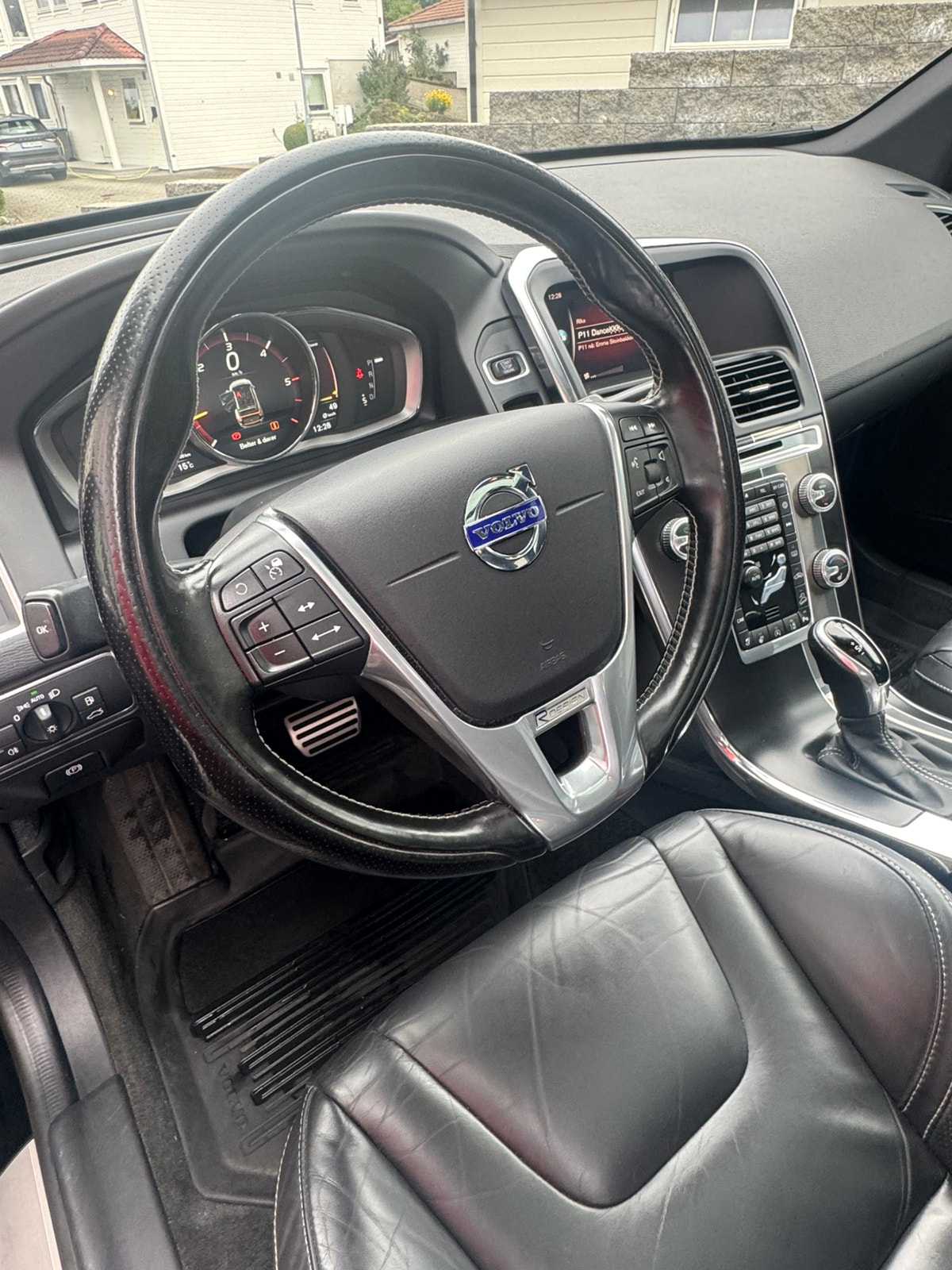 Volvo XC60 D5 AWD Geartronic, 6-trins, 220ps, 2017
