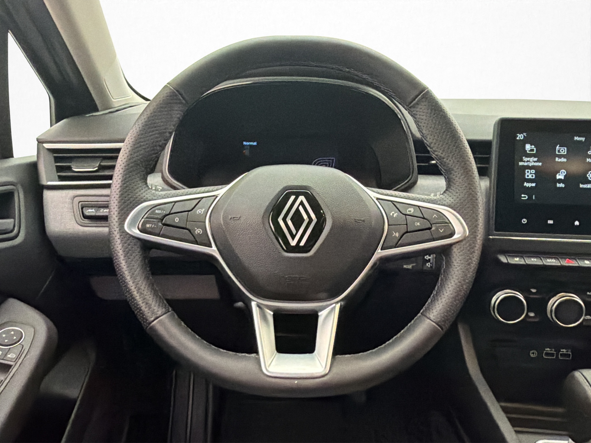 Renault Clio E-TECH MultiMode, 143hk, 2024