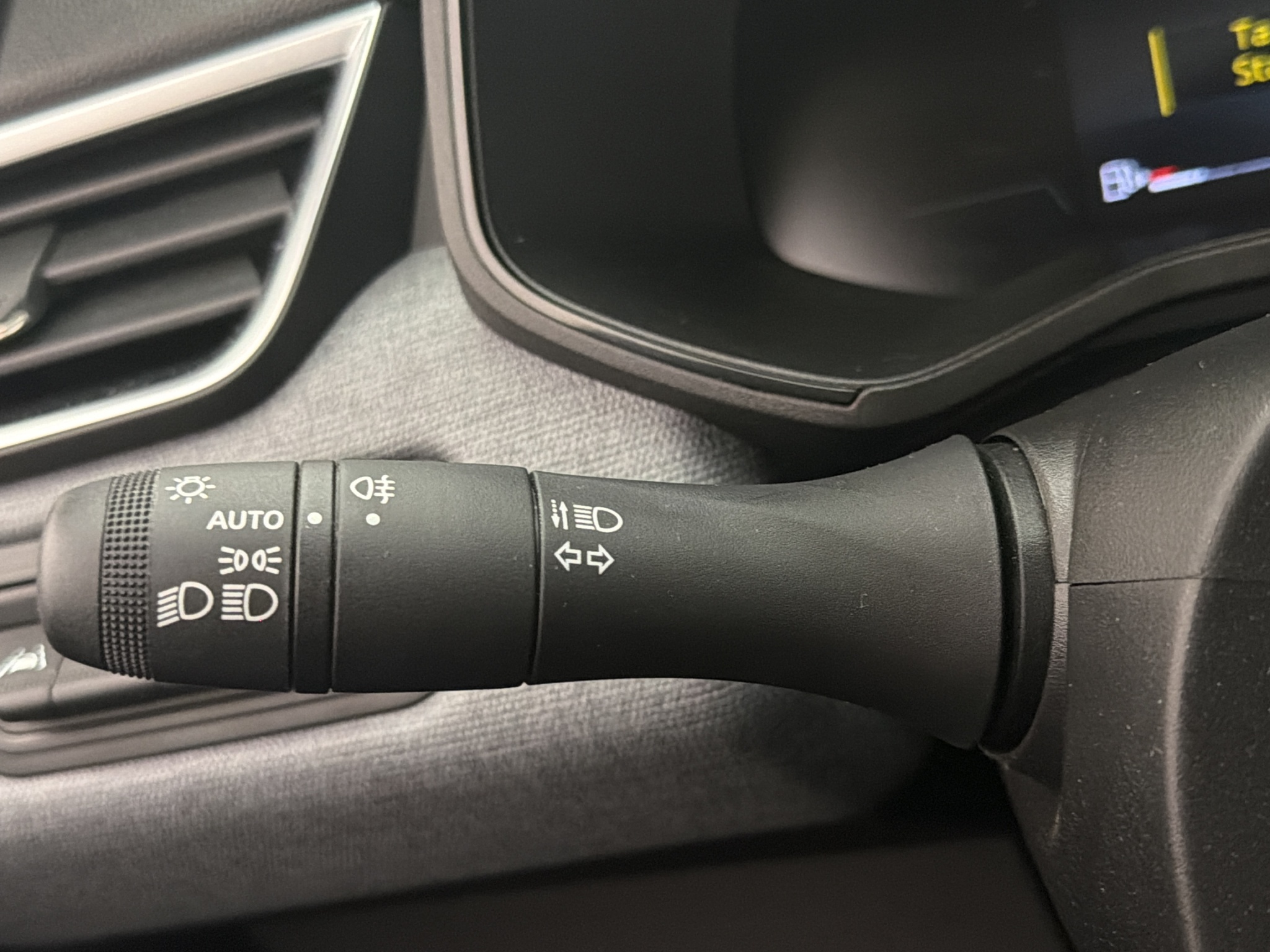 Renault Clio E-TECH MultiMode, 143hk, 2024