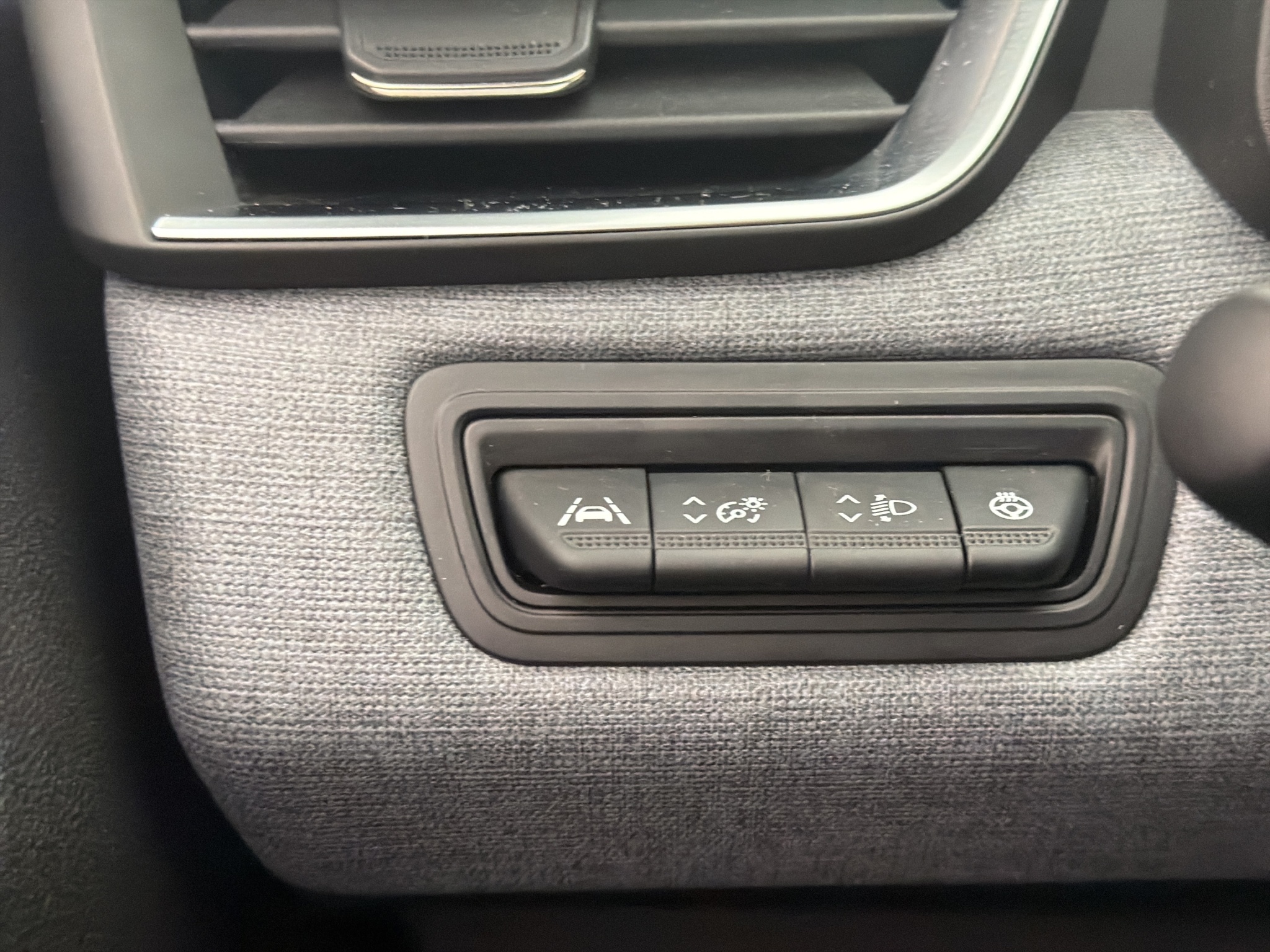 Renault Clio E-TECH MultiMode, 143hk, 2024