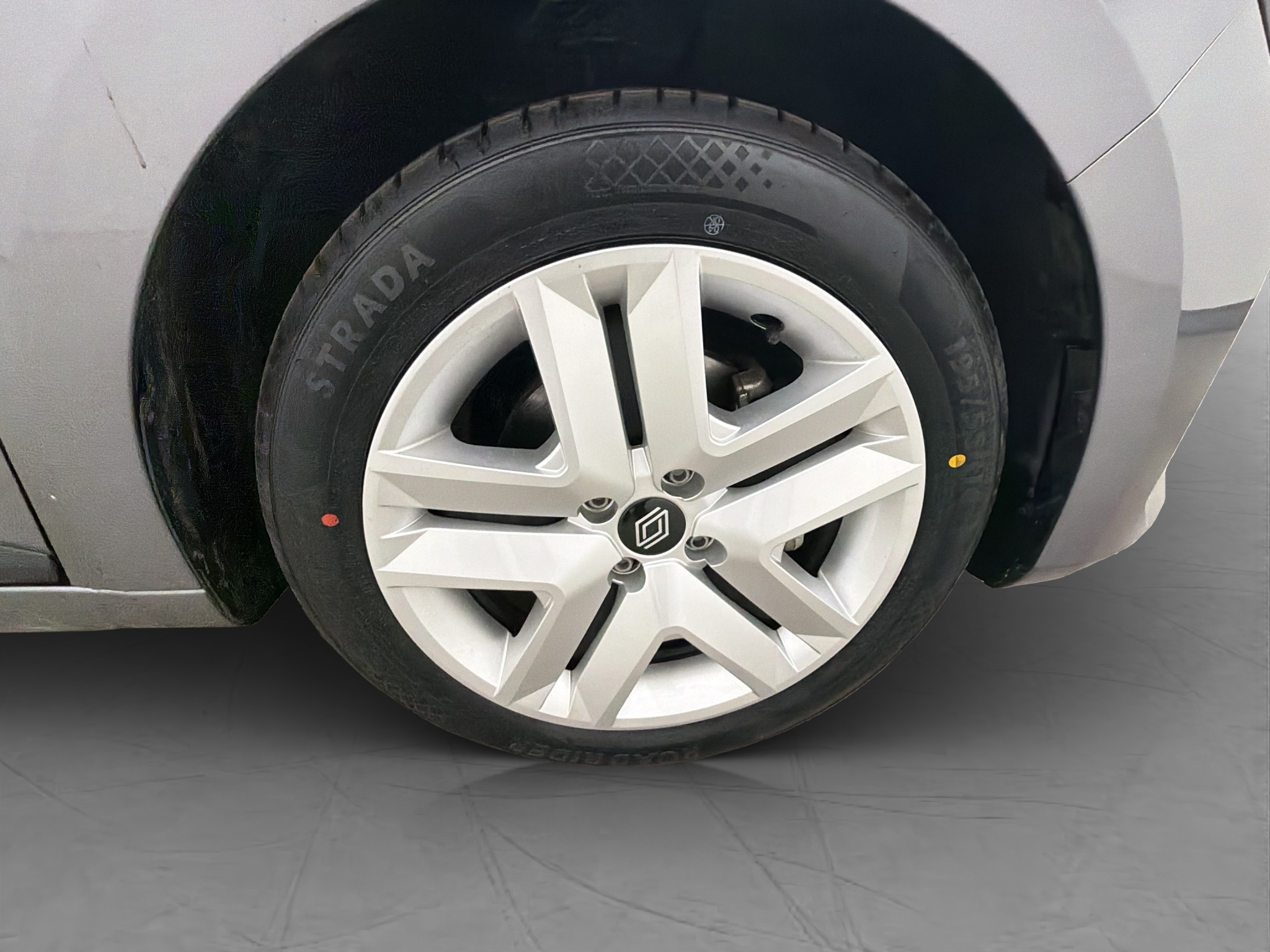 Renault Clio E-TECH MultiMode, 143hk, 2024