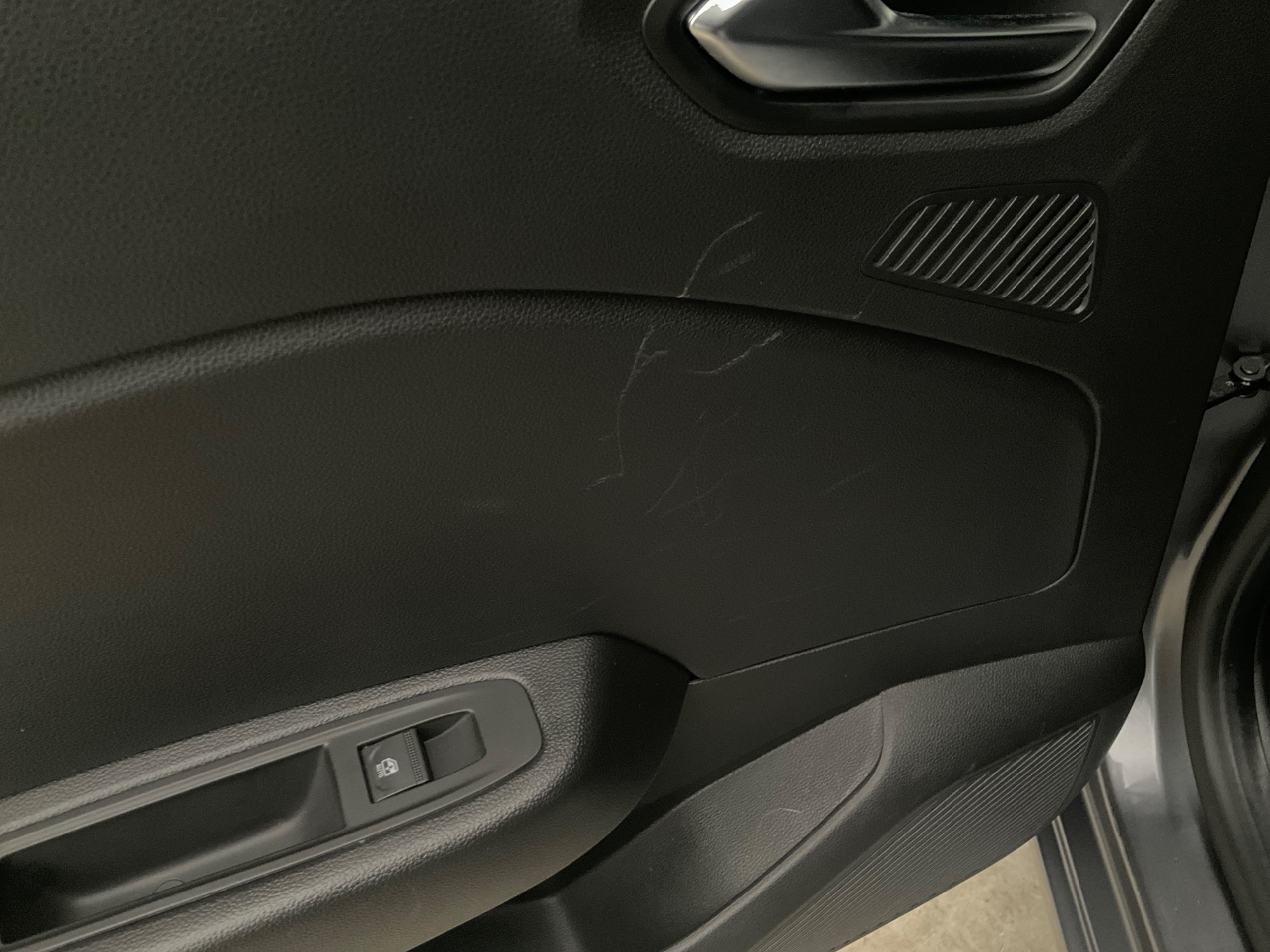 Renault Clio E-TECH MultiMode, 143hk, 2024