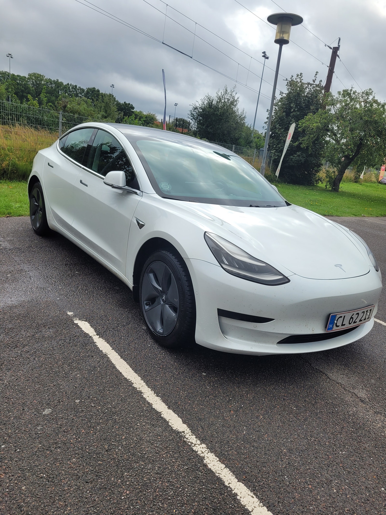 Tesla Model 3 Standard Range Plus, 306ps, 2019