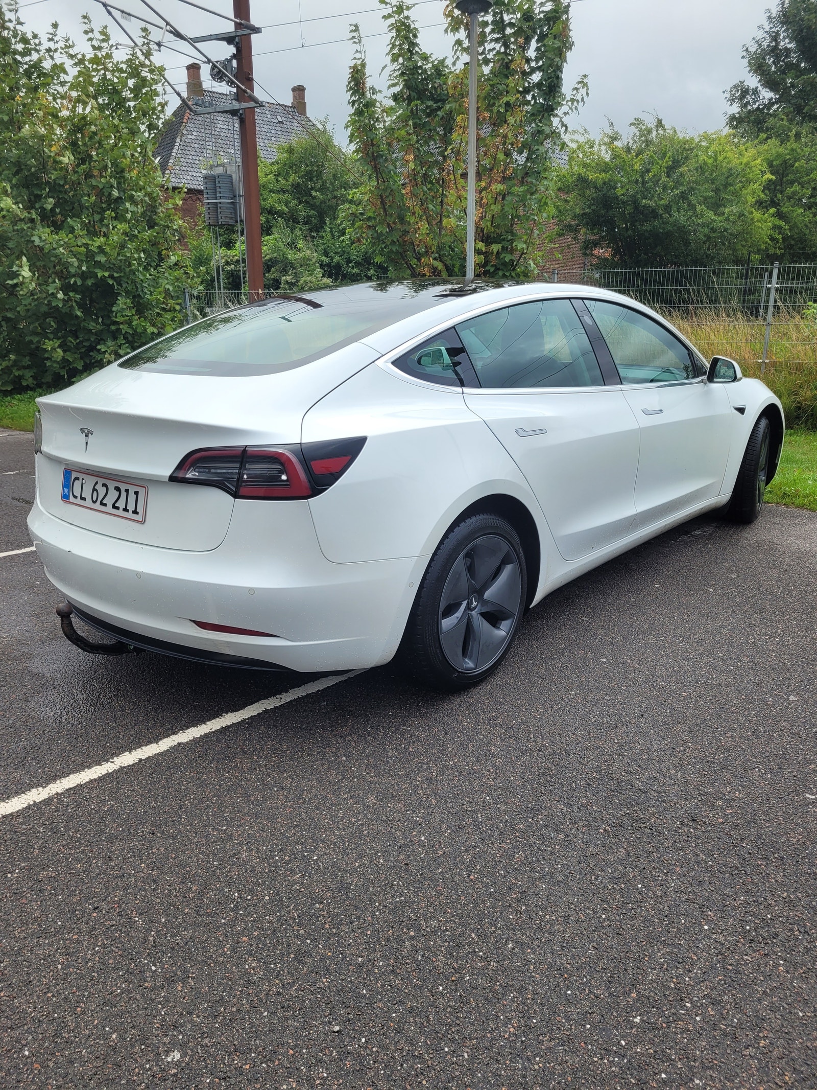 Tesla Model 3 Standard Range Plus, 306ps, 2019