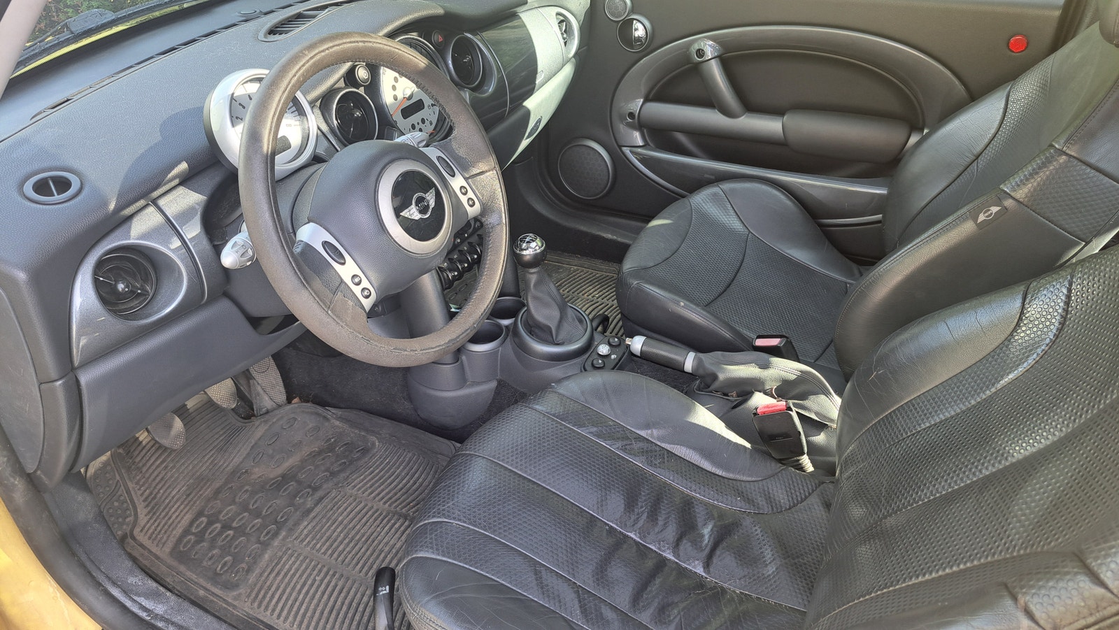 MINI Cooper Manual, 5-trins, 116ps, 2003