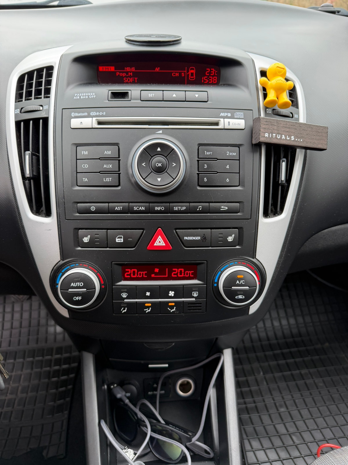 Kia cee'd_sw 1.4 CVVT Manual, 105hp, 2012