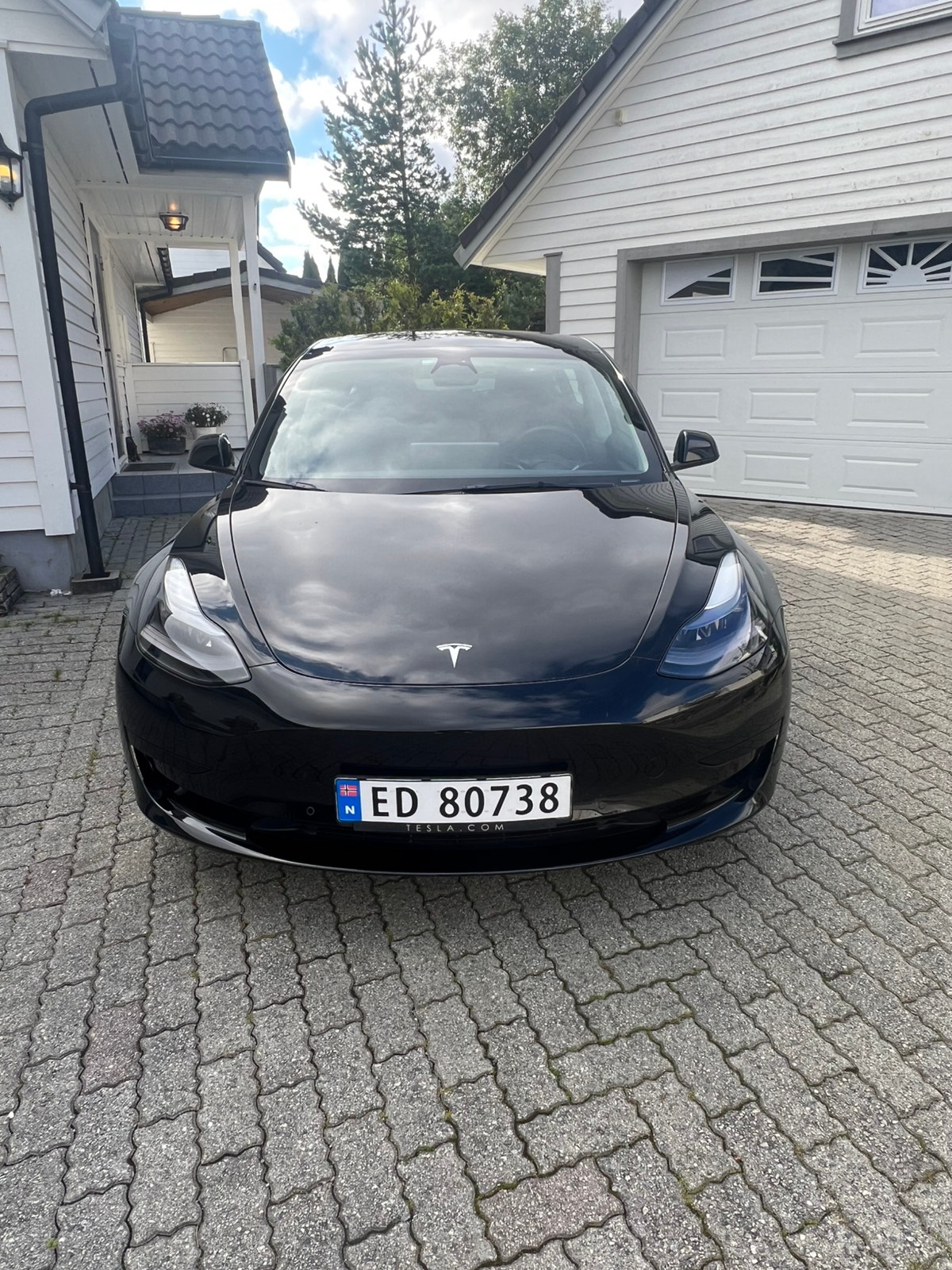 Tesla Model 3 Standard Range, 283ps, 2022
