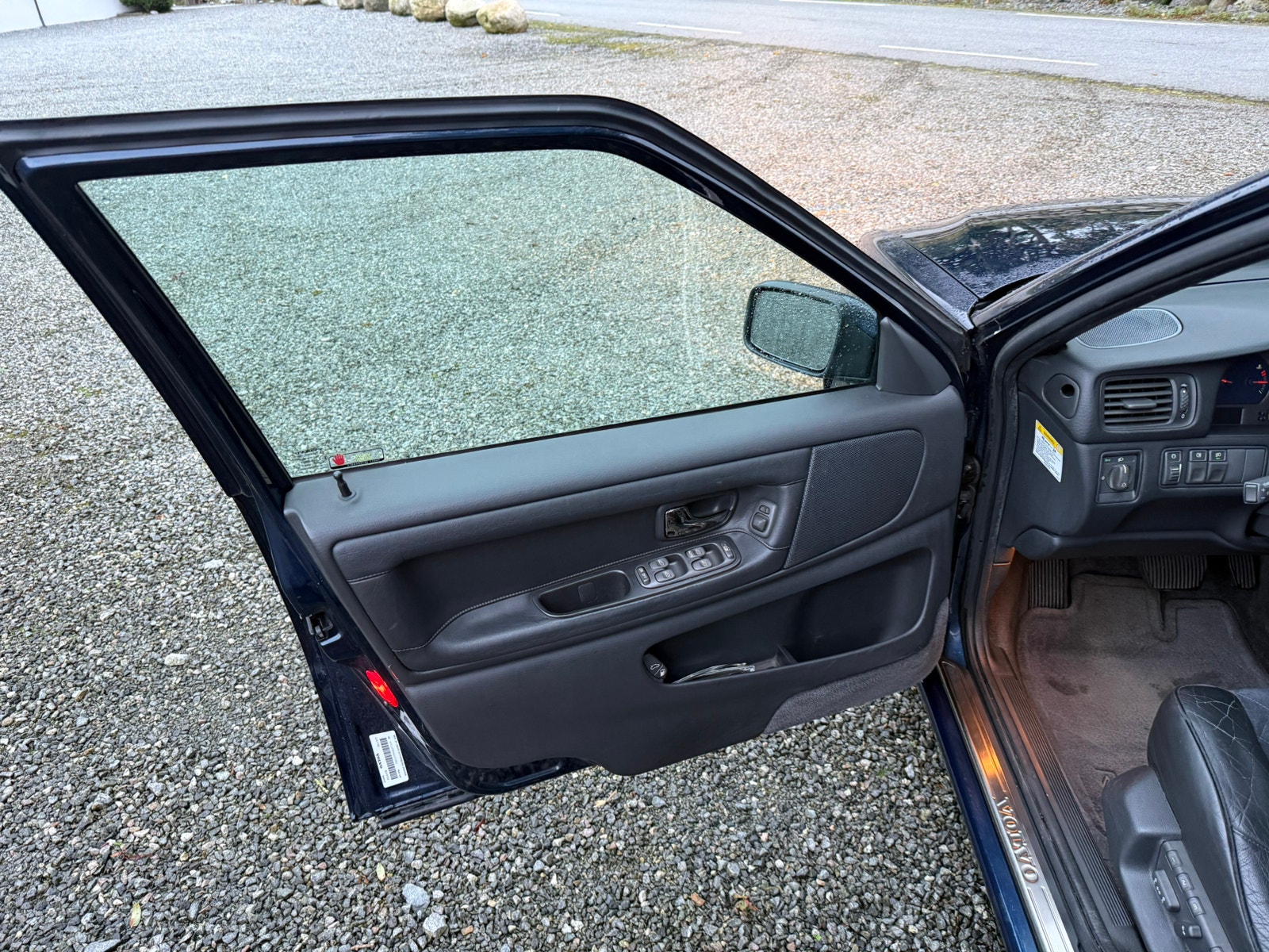Volvo S70 R 2.3T Automatic, 4-trins, 240ps, 1998