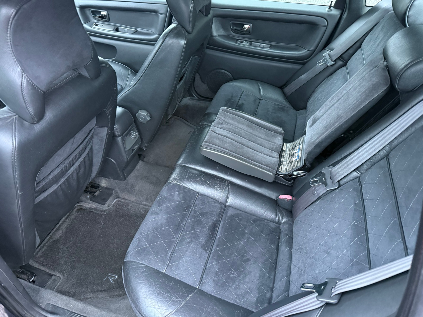 Volvo S70 R 2.3T Automatic, 4-trins, 240ps, 1998
