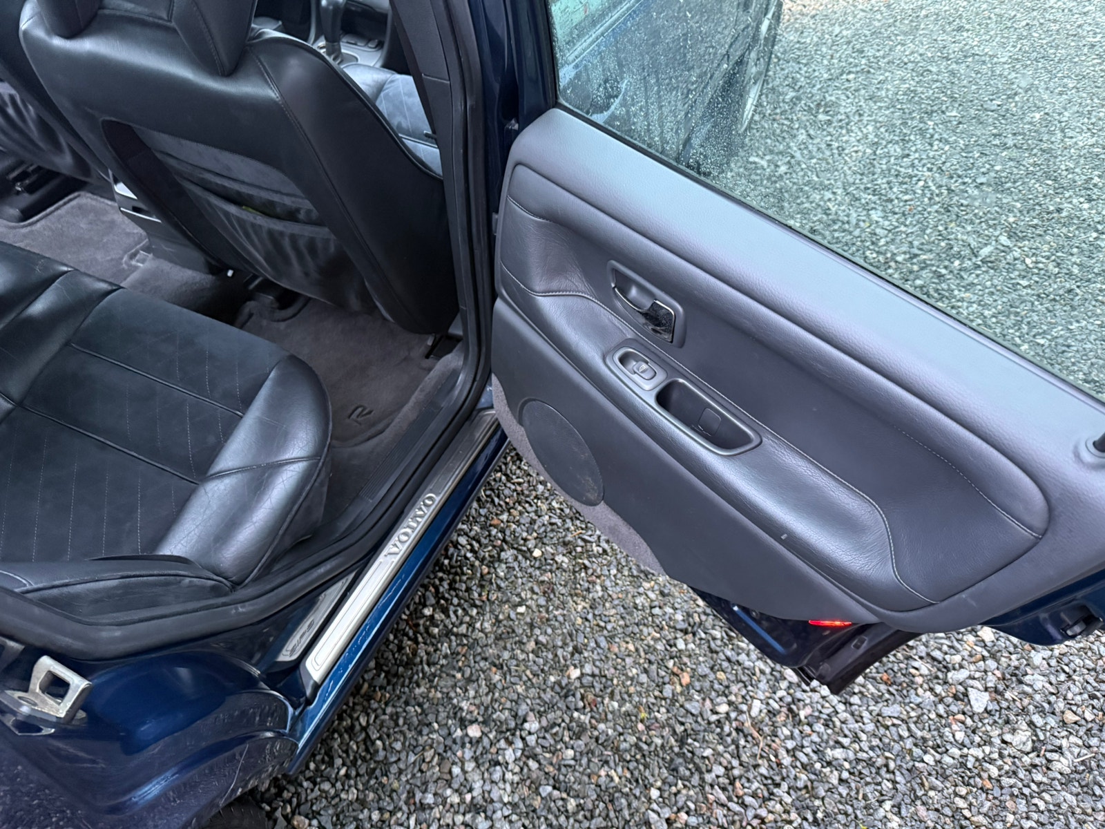 Volvo S70 R 2.3T Automatic, 4-trins, 240ps, 1998