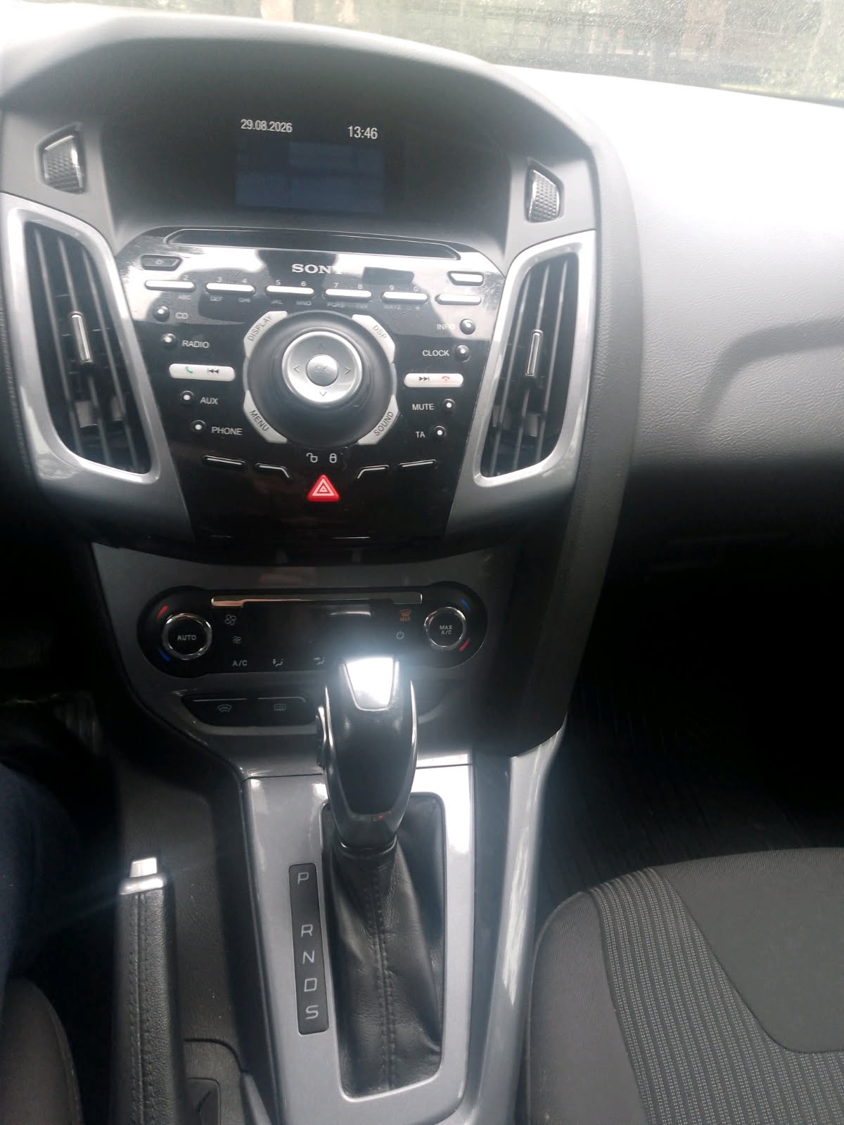 Ford Focus Combi 2.0 TDCi Powershift 6, 6-trins, 115ps, 2014