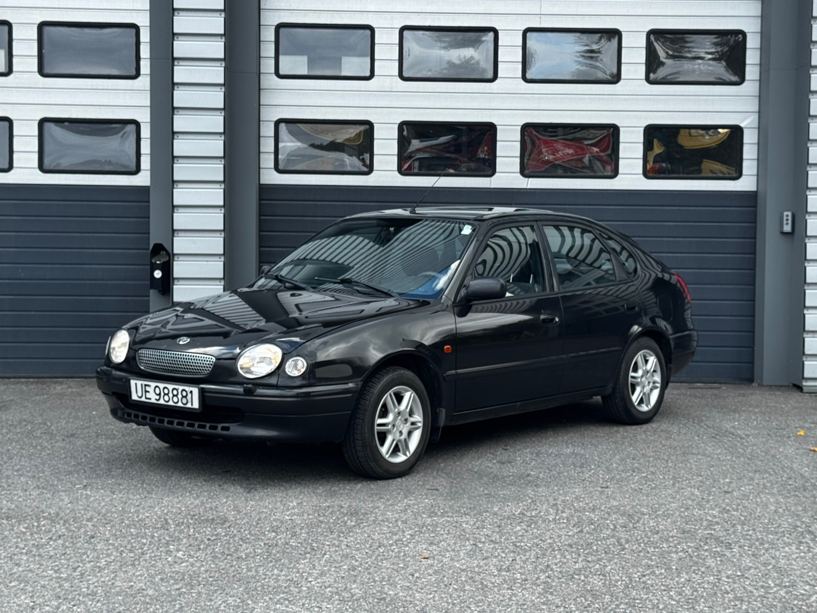 Toyota Corolla Liftback 1.3 Manual, 5-trins, 85ps, 2000
