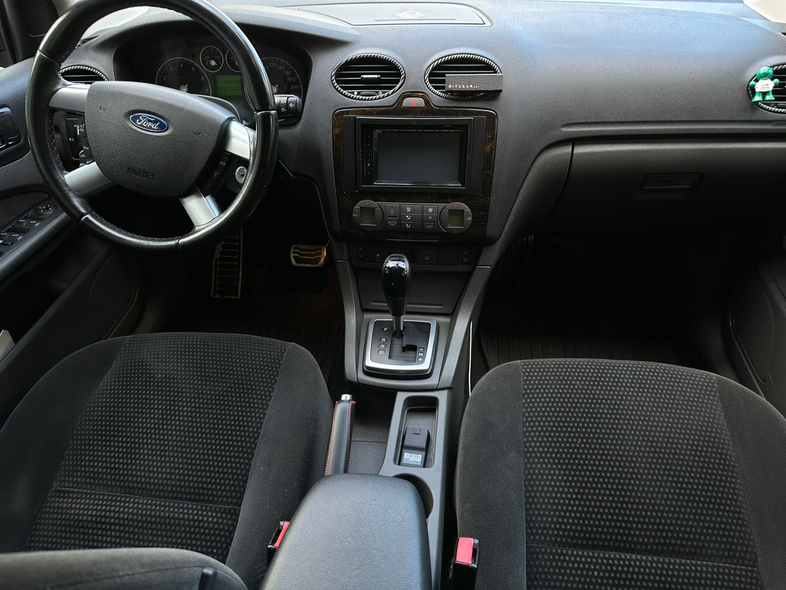 Ford Focus 5-door 1.6 Automatic, 4-trins, 100ps, 2006