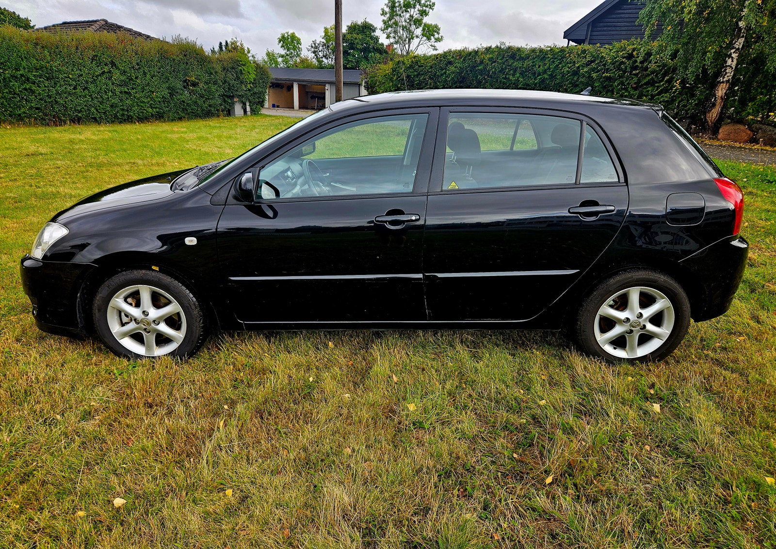 Toyota Corolla 5-door 1.4 D-4D Manual, 5-trins, 90ps, 2006