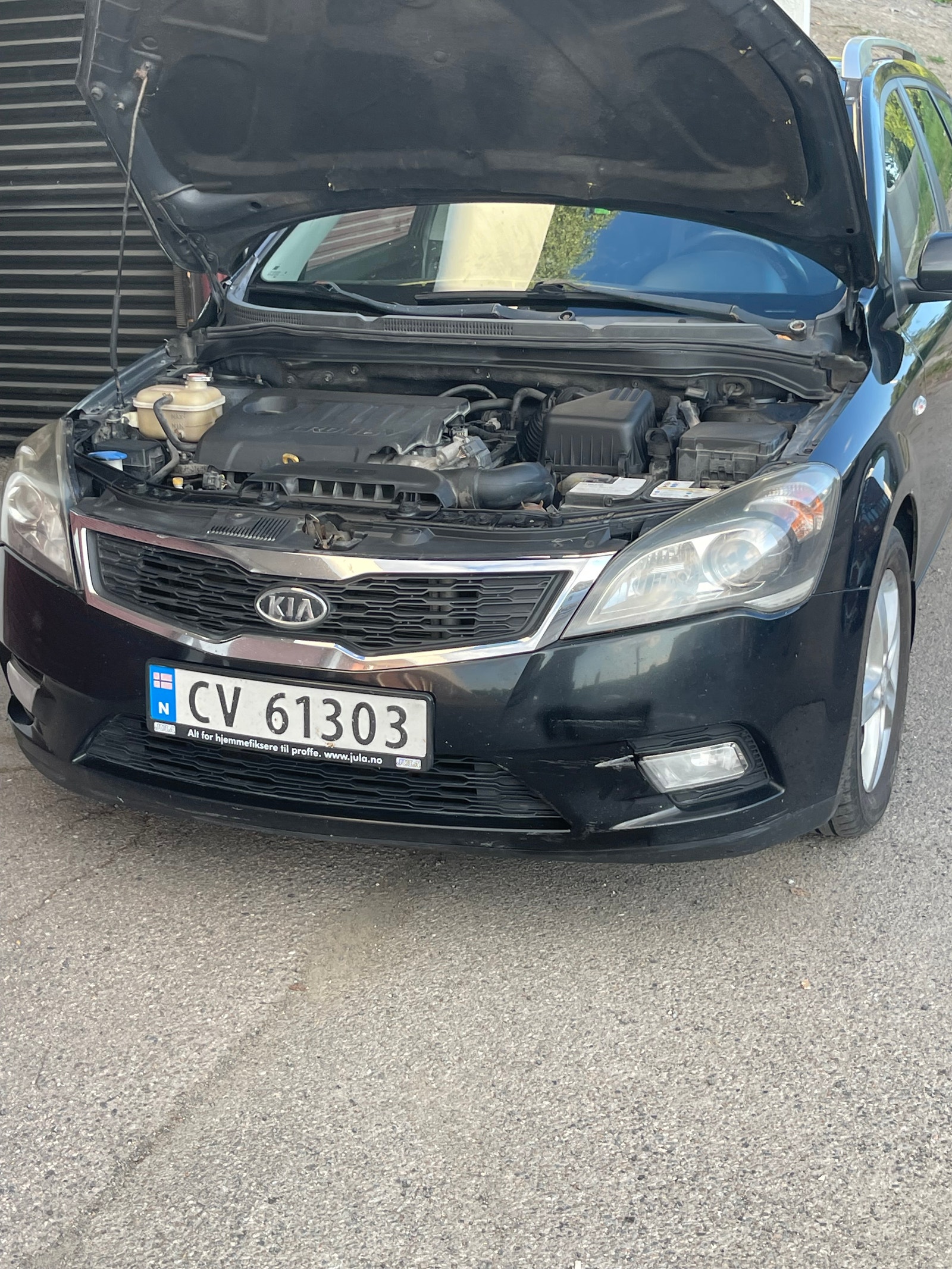 Kia cee'd_sw 1.6 CRDi Manual, 6-trins, 90ps, 2011