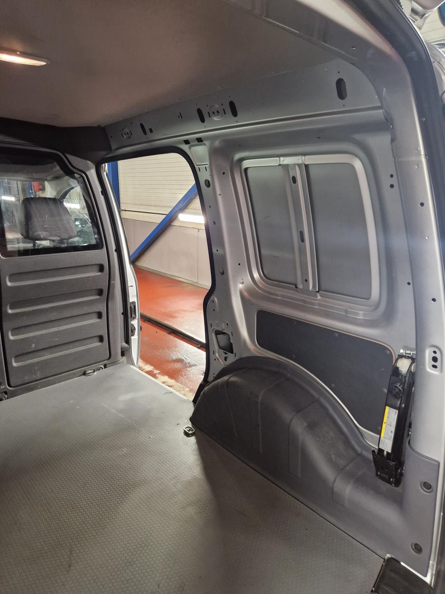 Volkswagen Caddy Panel Van 1.6 TDI DPF DSG Sequential, 102hp, 2015