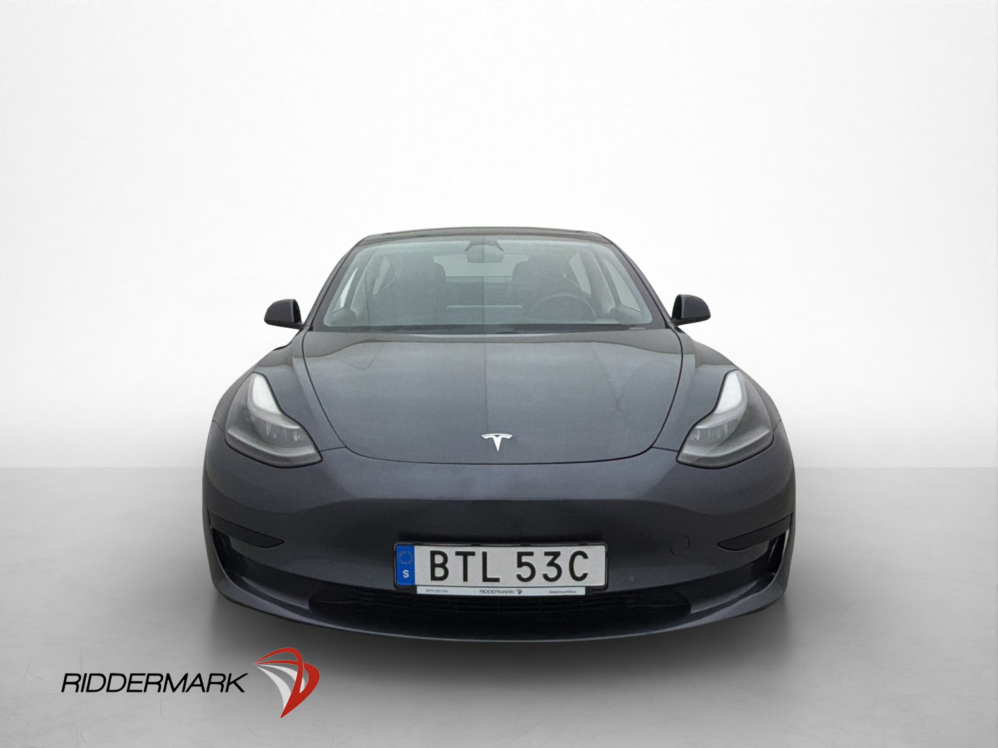 Tesla Model 3 Standard Range Plus, 325hp, 2021