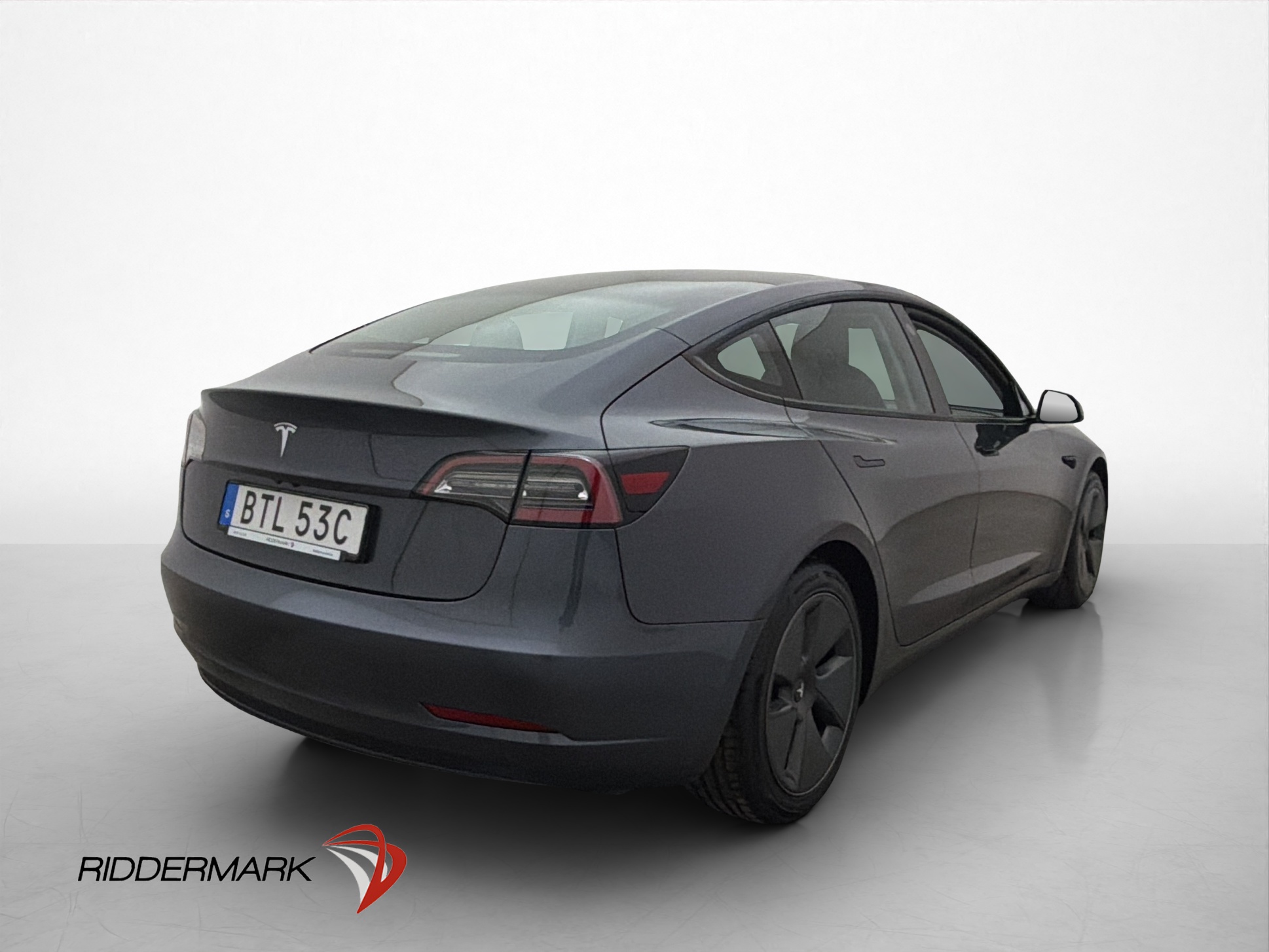 Tesla Model 3 Standard Range Plus, 325hp, 2021