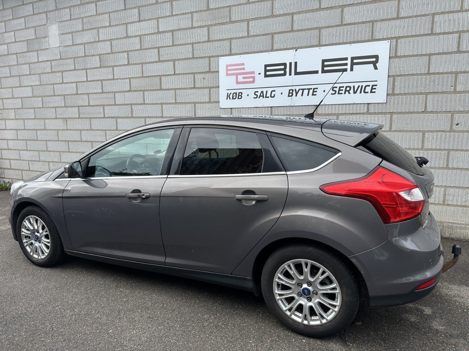 Ford Focus 1.6 Ti-VCT Powershift 6, 6-trins, 125ps, 2012
