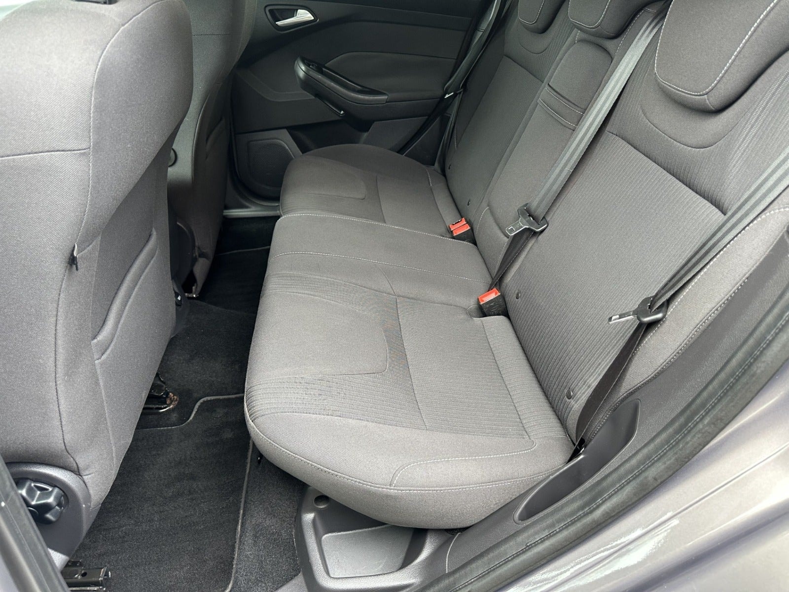 Ford Focus 1.6 Ti-VCT Powershift 6, 6-trins, 125ps, 2012