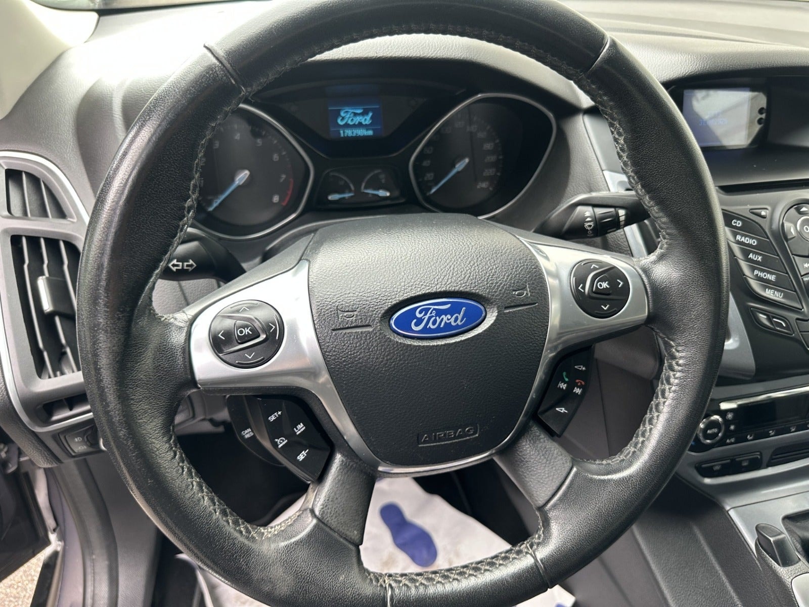 Ford Focus 1.6 Ti-VCT Powershift 6, 6-trins, 125ps, 2012