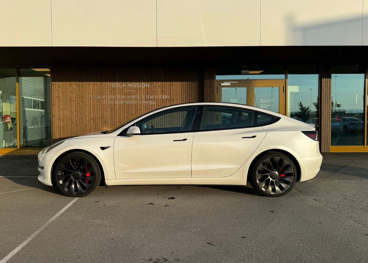 Tesla Model 3 Performance, 534hp, 2023