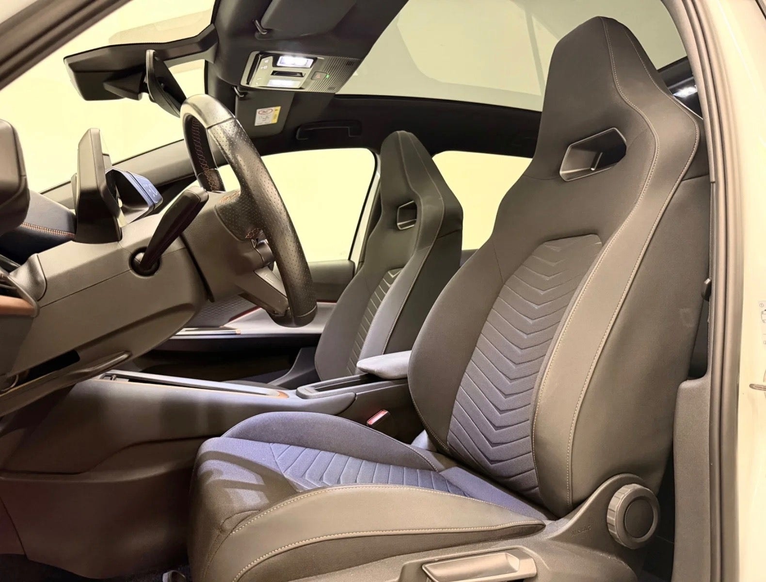 CUPRA Born e-boost 58, 231ps, 2022