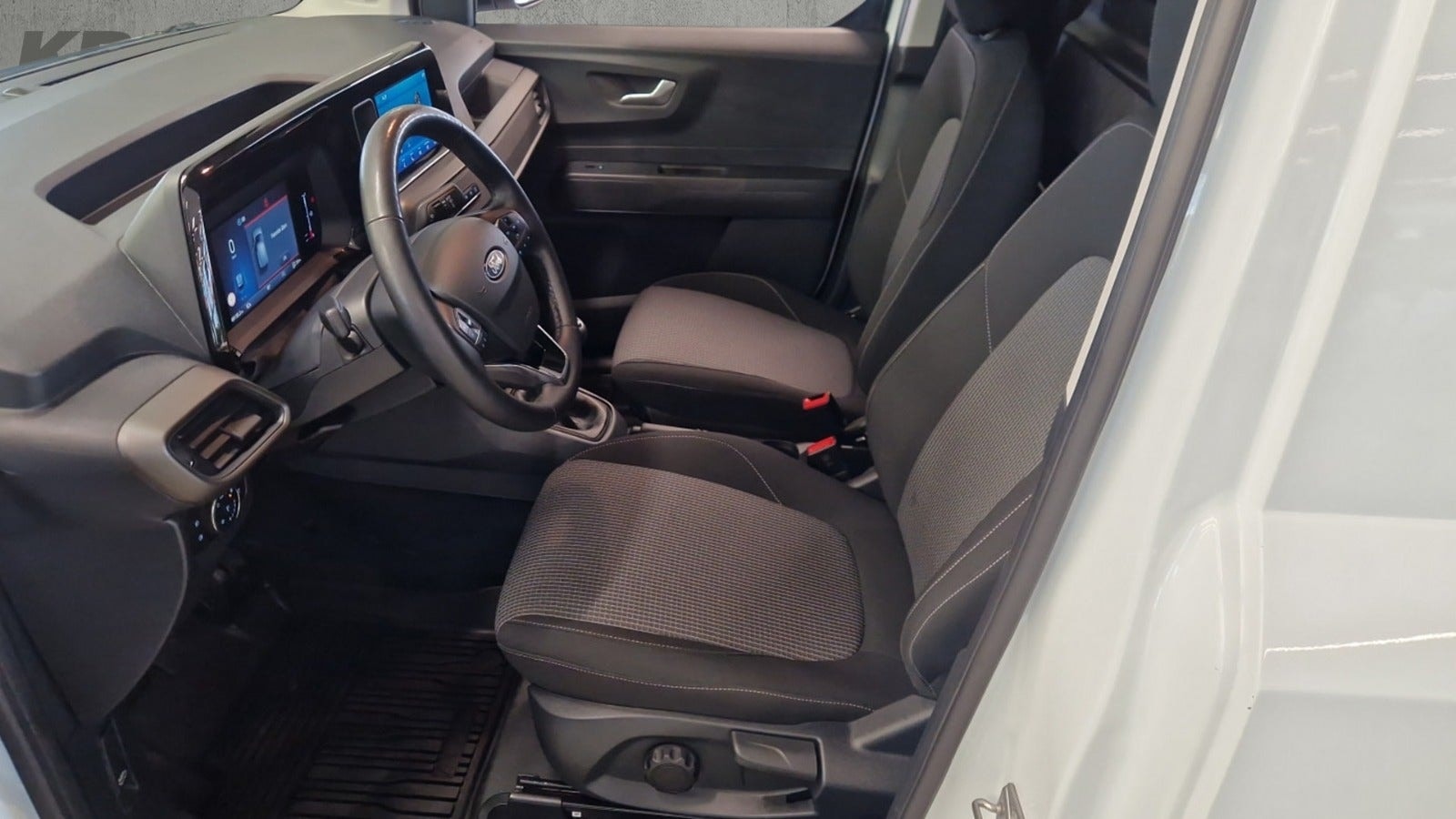Ford Transit Courier 1.5 EcoBlue Manuell, 6-trinn, 100hk, 2024