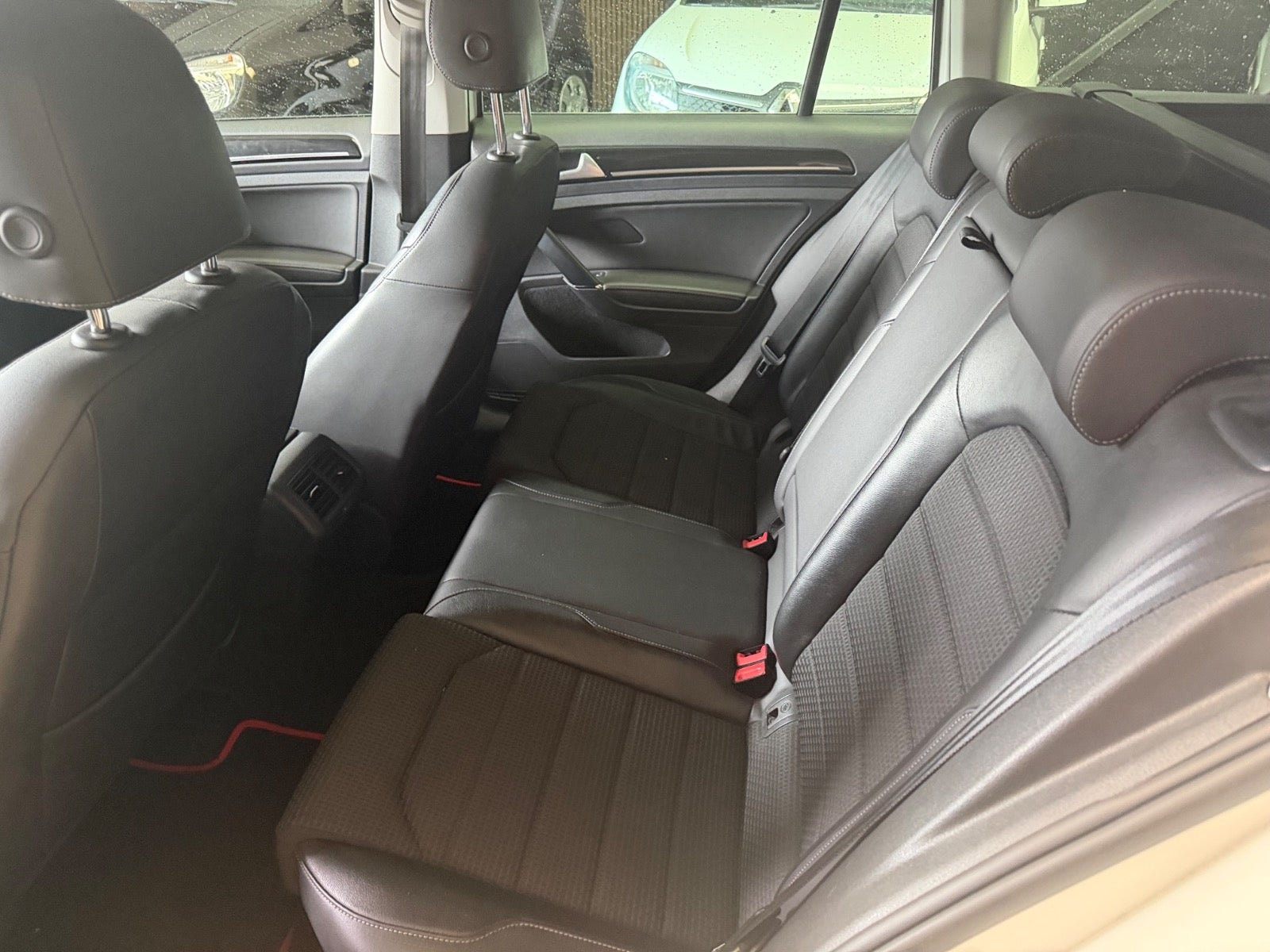 Volkswagen Golf Variant 2.0 TDI DPF BMT DSG Sequential, 6-trins, 150ps, 2015