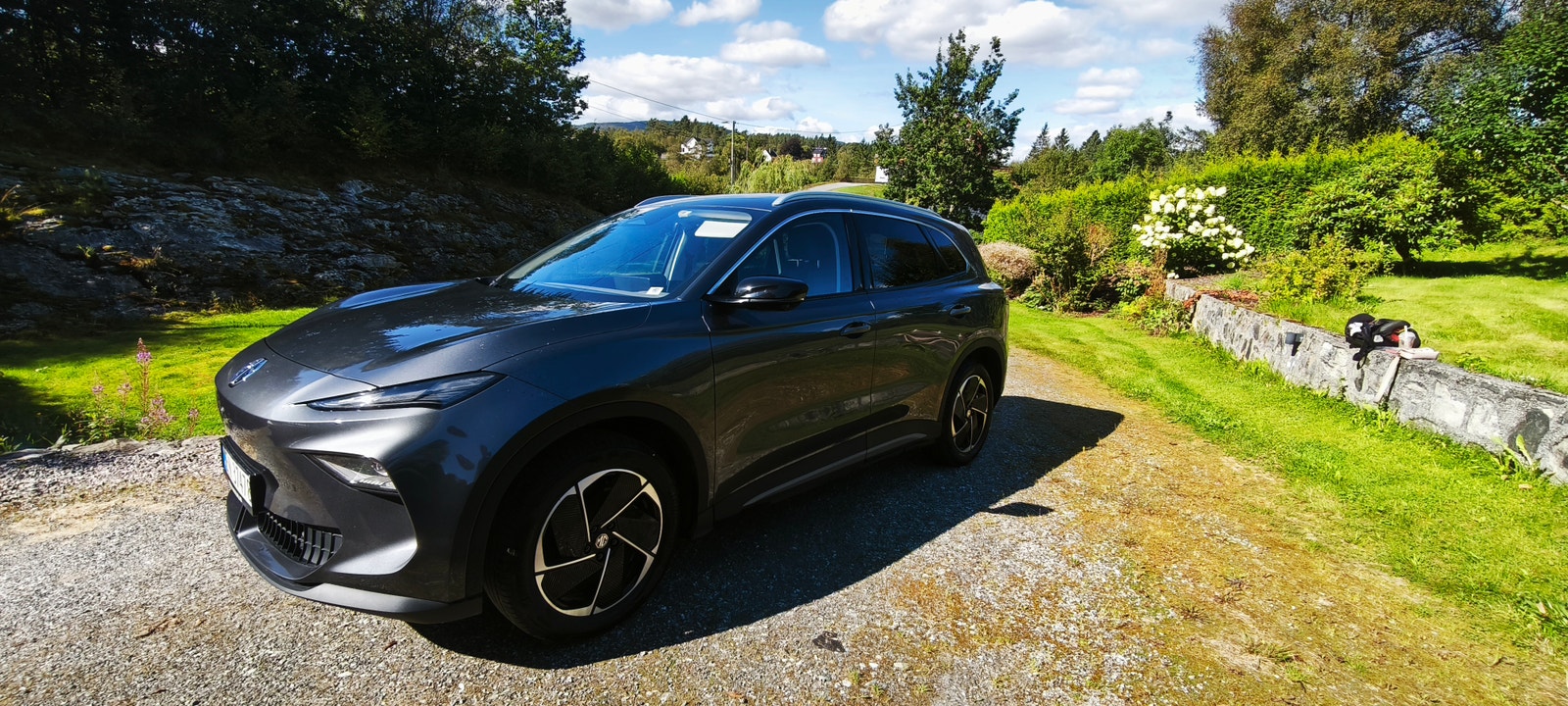 MG S5 EV Long Range 64 kWh, 231hp, 2025