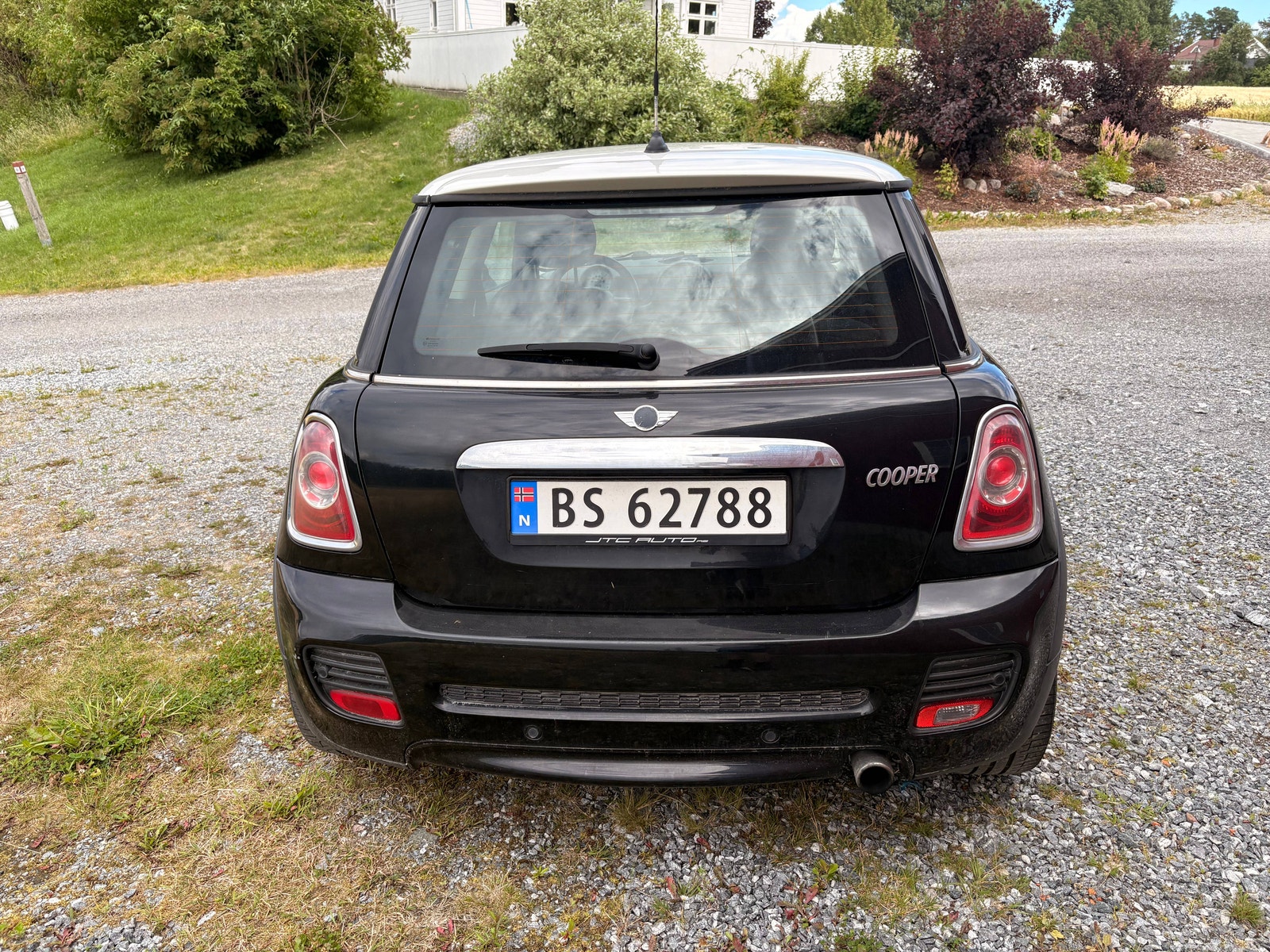 MINI Cooper Manual, 6-trins, 122ps, 2011