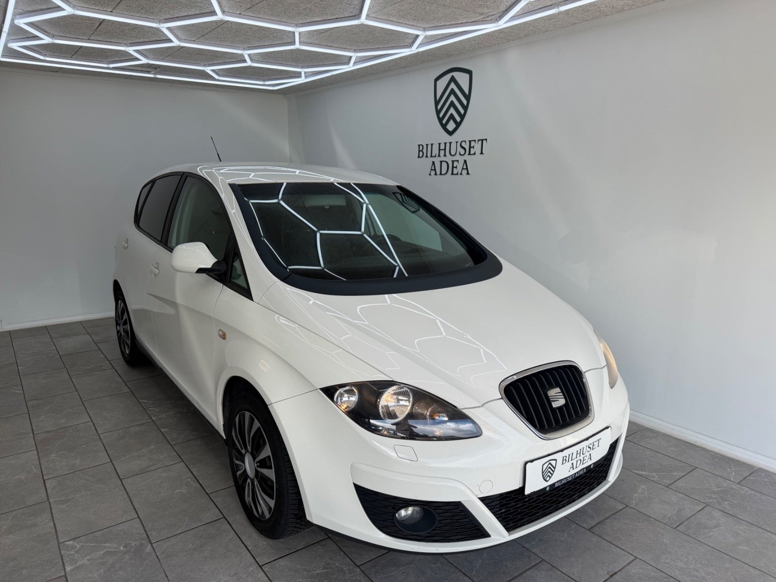 SEAT Altea 1.6 TDI Manual, 5-trins, 105ps, 2012