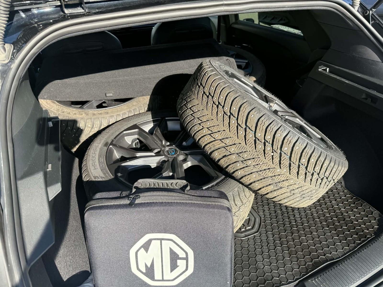 MG 4 Electric Long Range 64 kWh, 204hp, 2024