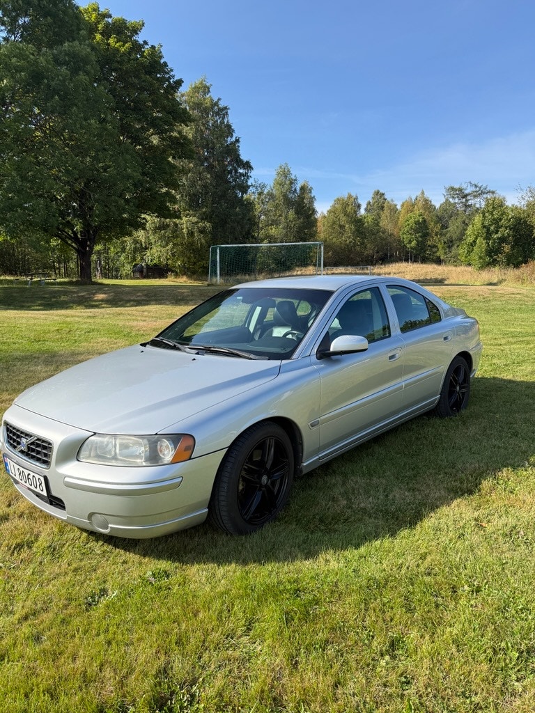 Volvo S60 D5 Automatic, 163hp, 2005