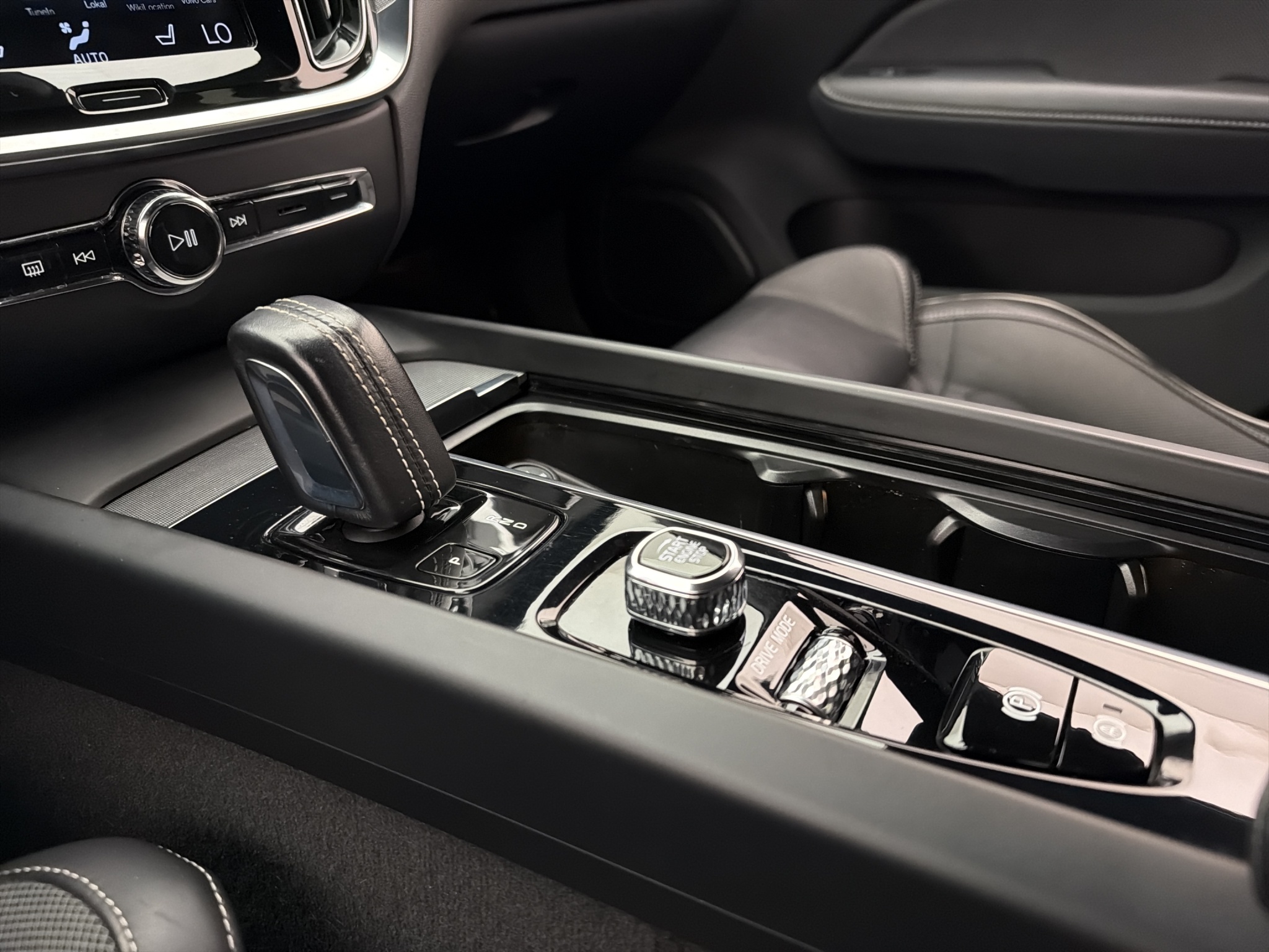 Volvo V60 B4 Geartronic, 197hk, 2021