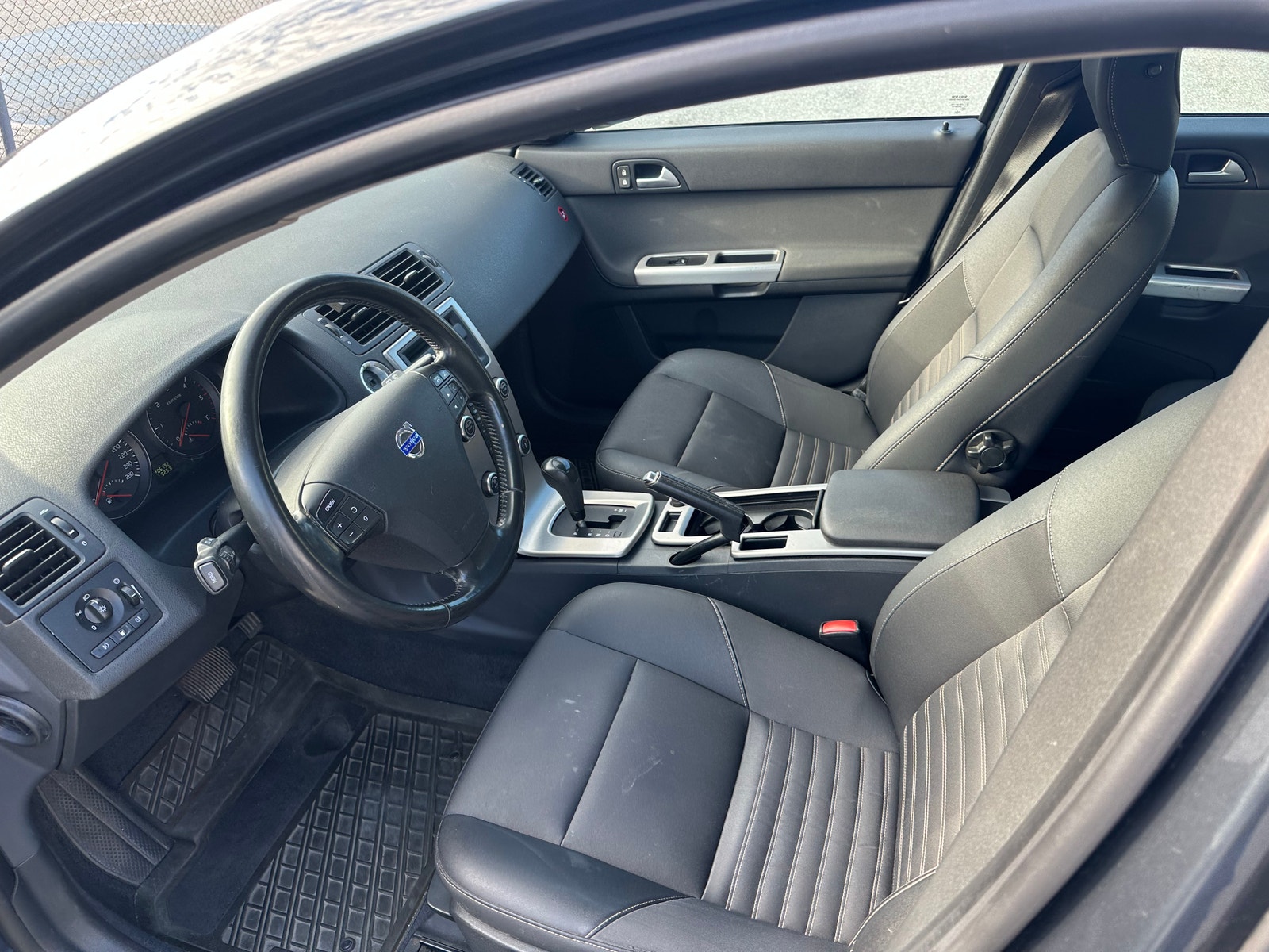 Volvo V50 2.0D Powershift, 136hp, 2009