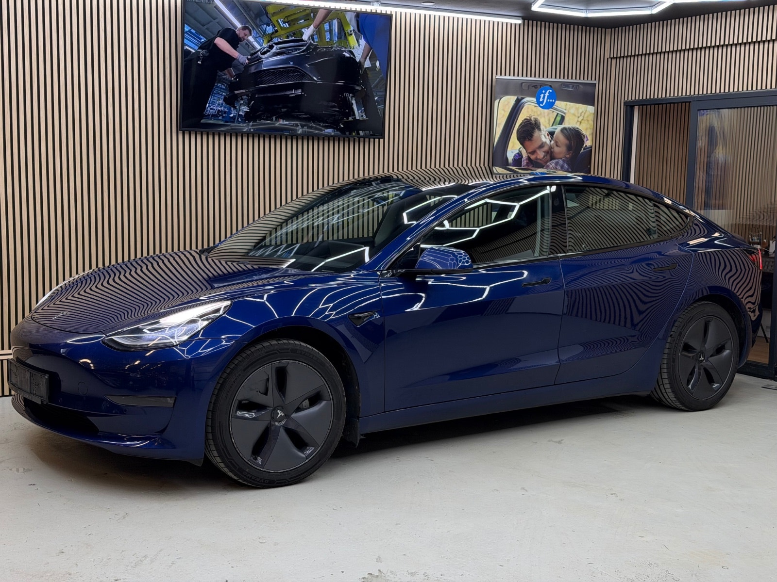 Tesla Model 3 Standard Range Plus, 306hp, 2019