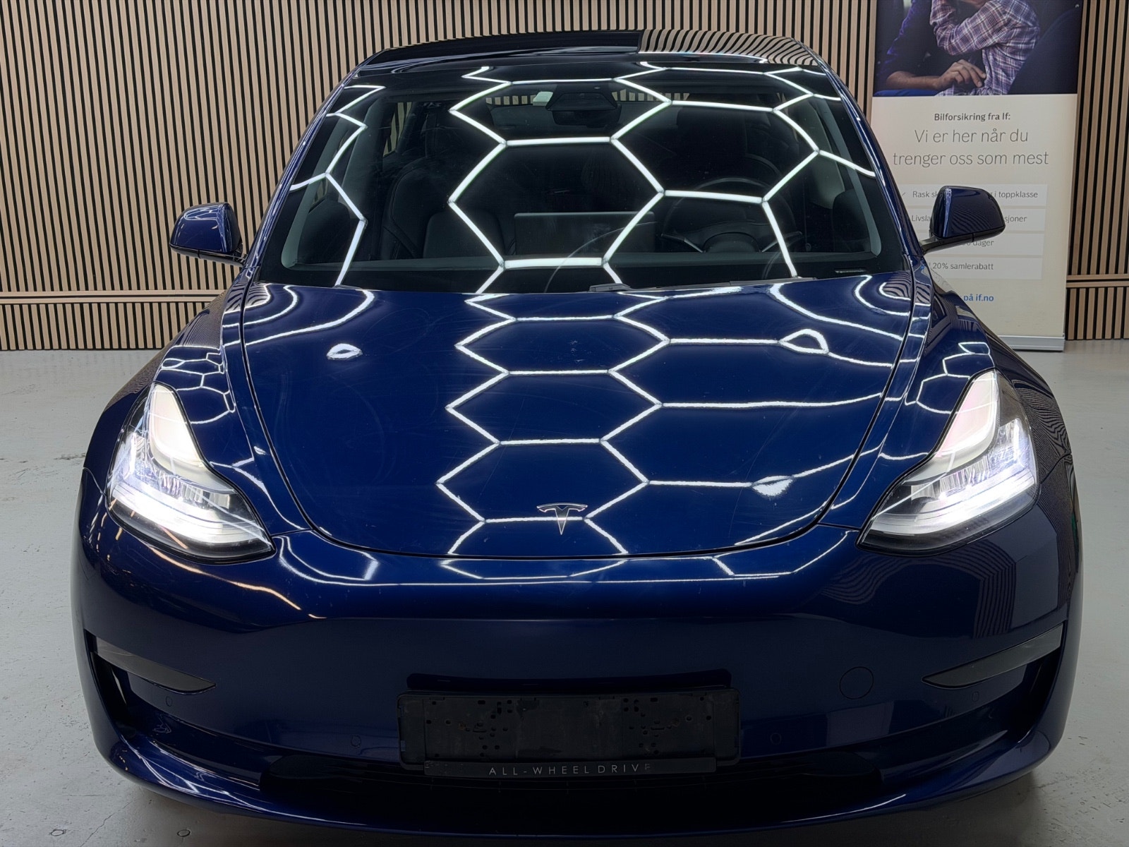 Tesla Model 3 Standard Range Plus, 306hp, 2019