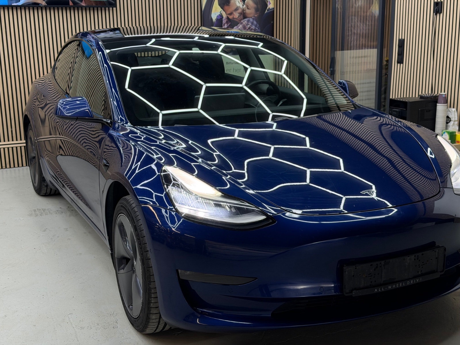 Tesla Model 3 Standard Range Plus, 306hp, 2019