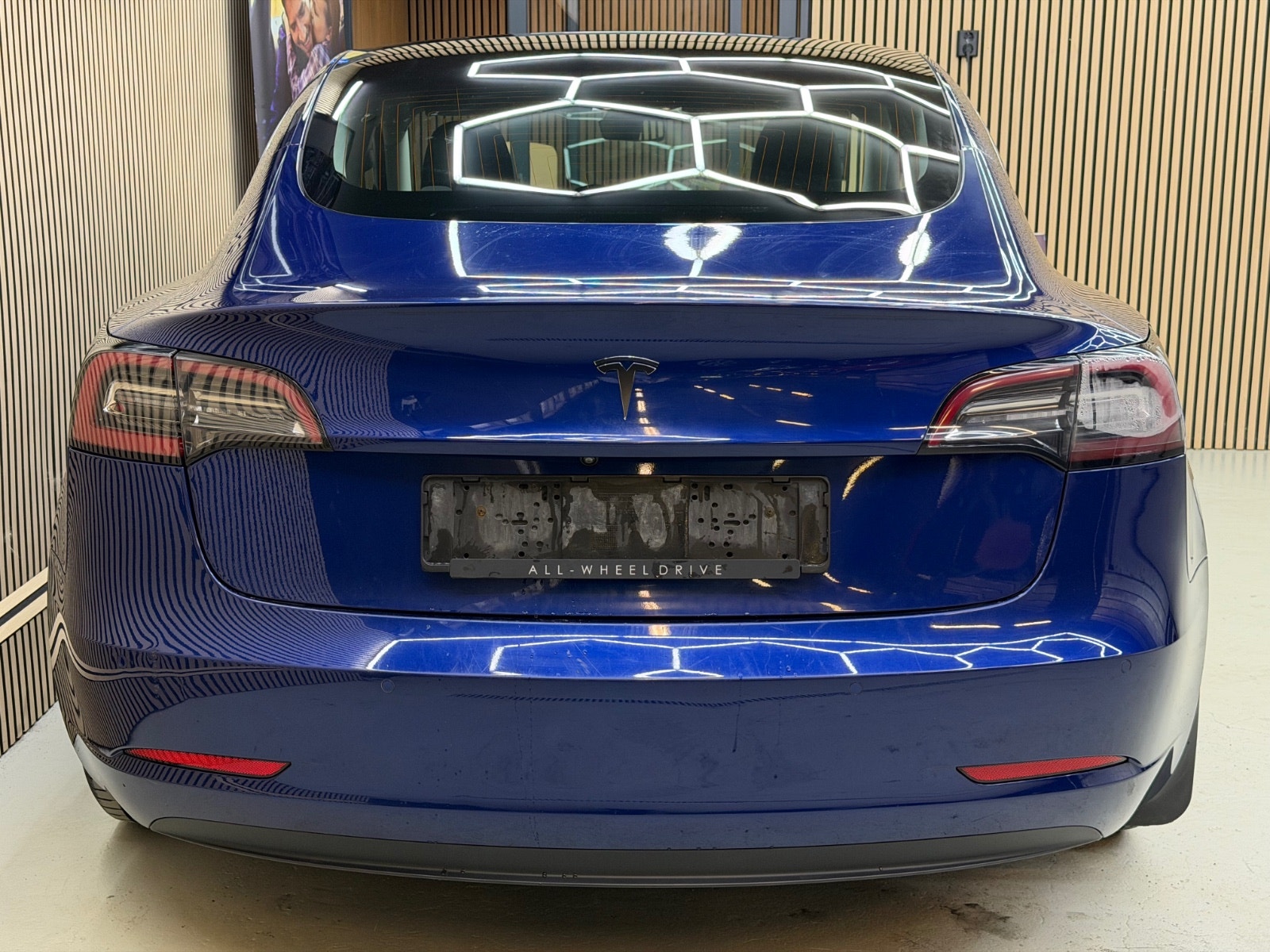 Tesla Model 3 Standard Range Plus, 306hp, 2019