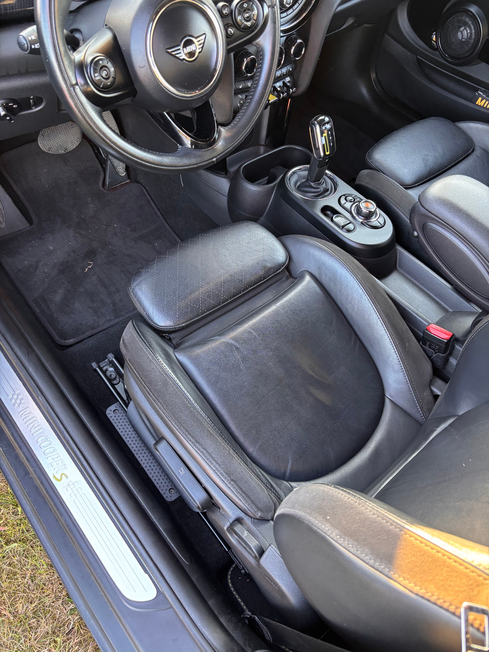 MINI Cooper SE, 184ps, 2021